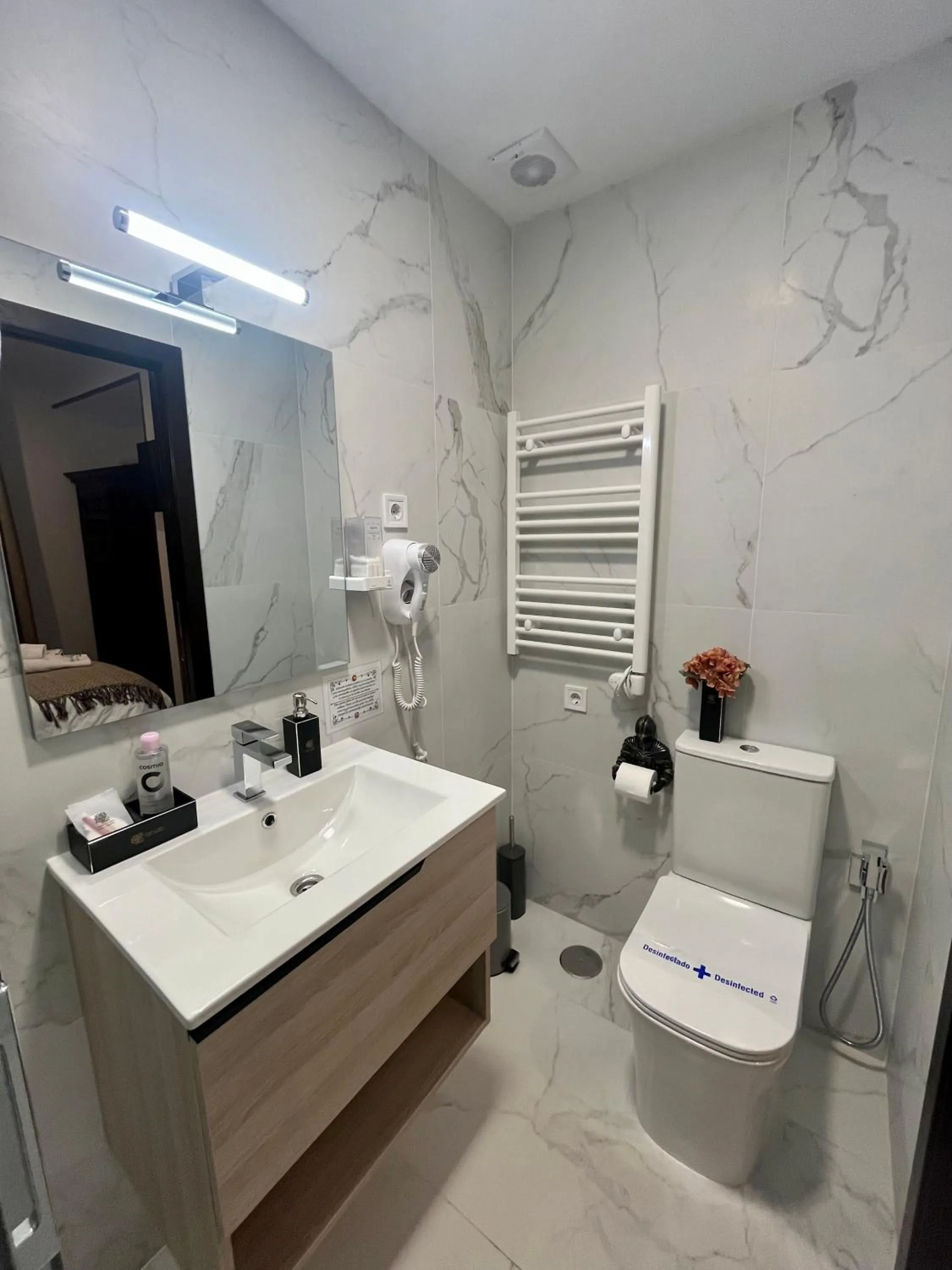 Bathroom in Casón De Los López Apartments