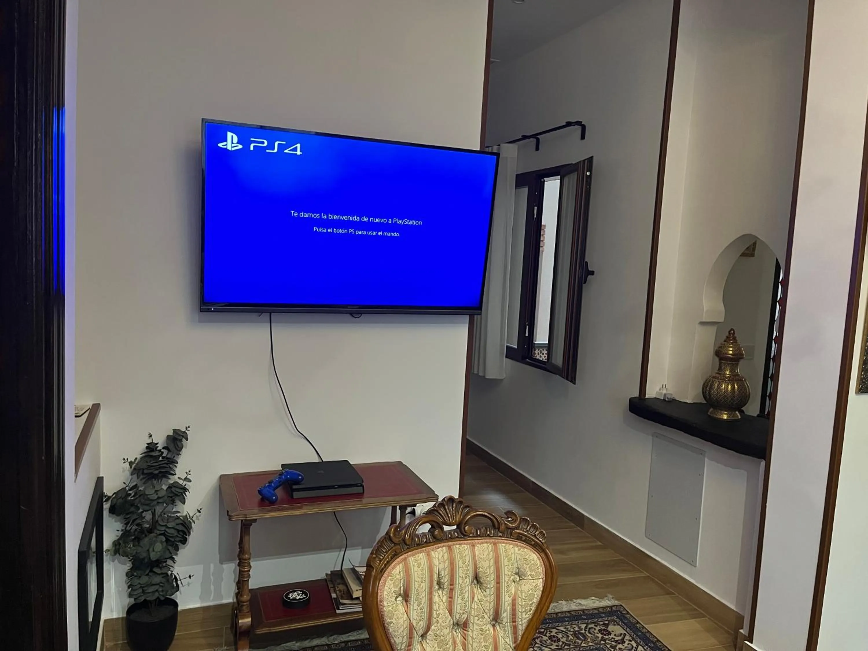 TV and multimedia in Casón De Los López Apartments