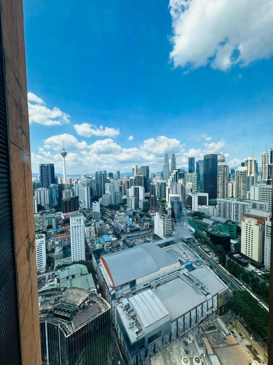 KL COZY GOLD SUITE At TIMES SQUARE