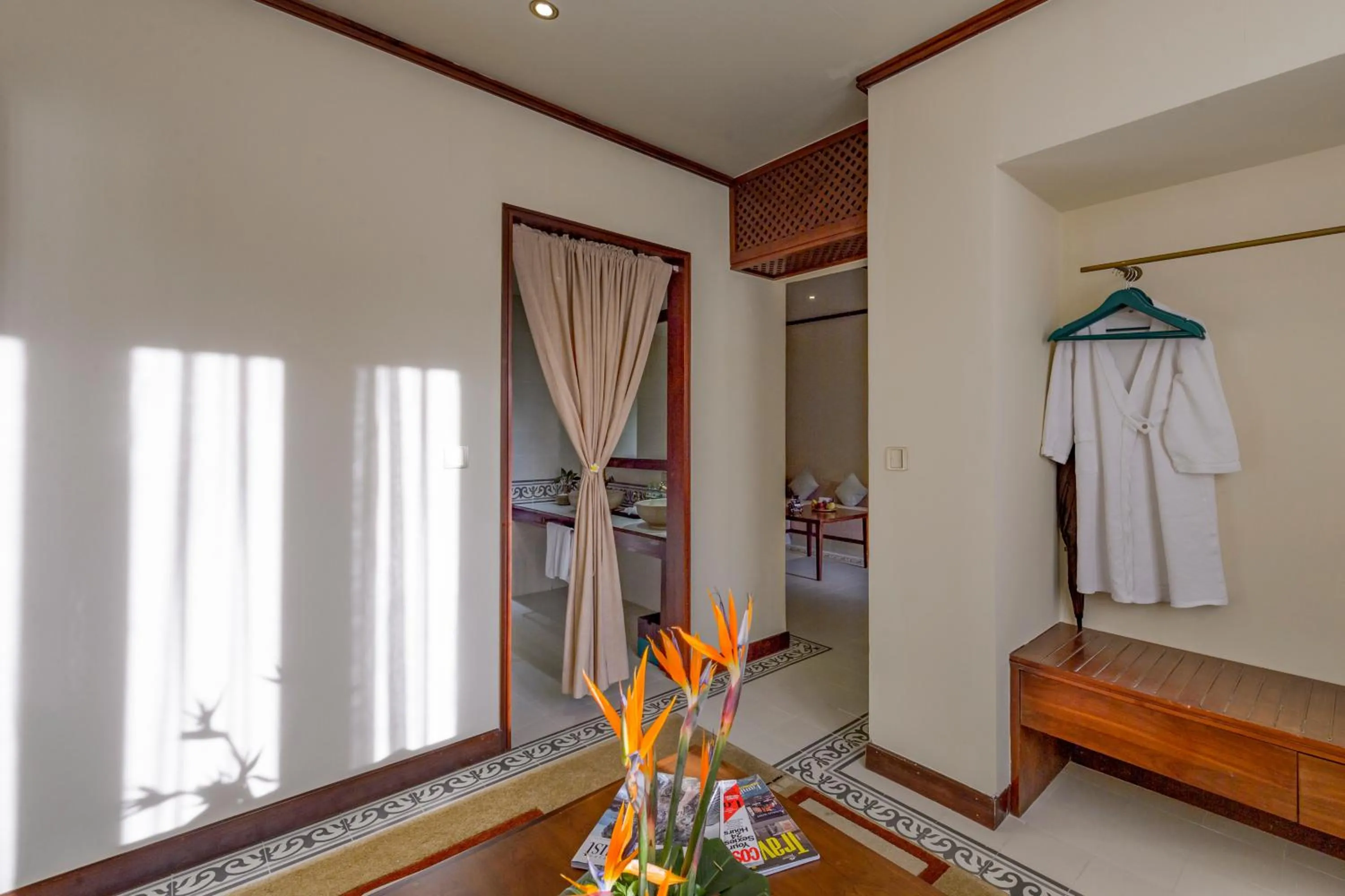 wardrobe in Almanity Hoi An Resort & Spa