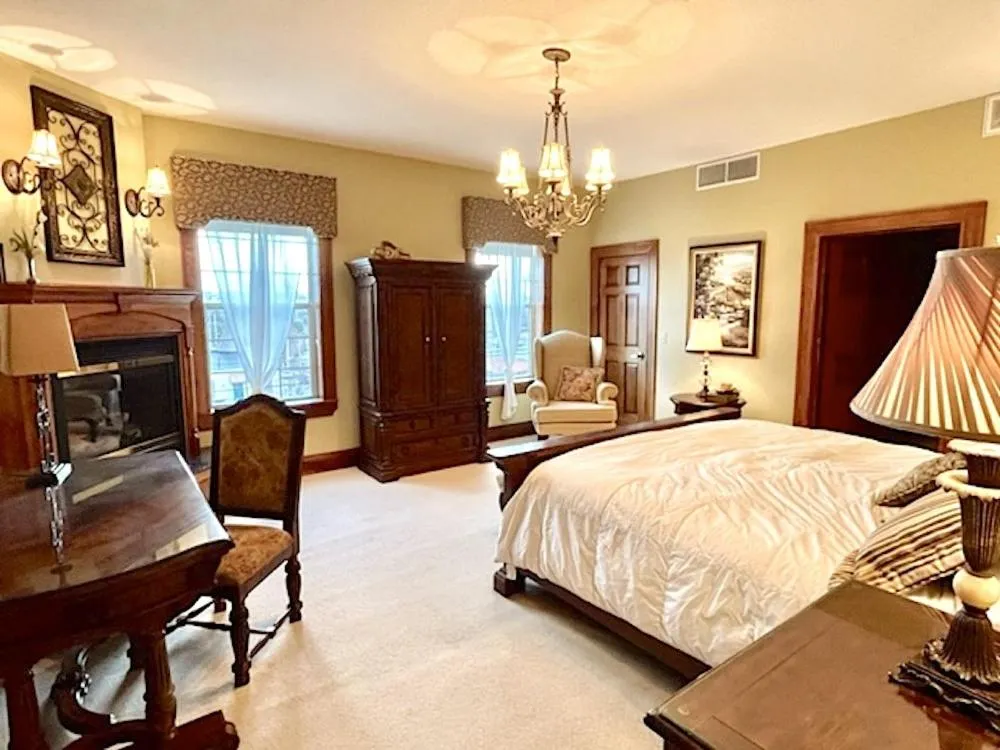 Bed in The Port Hotel