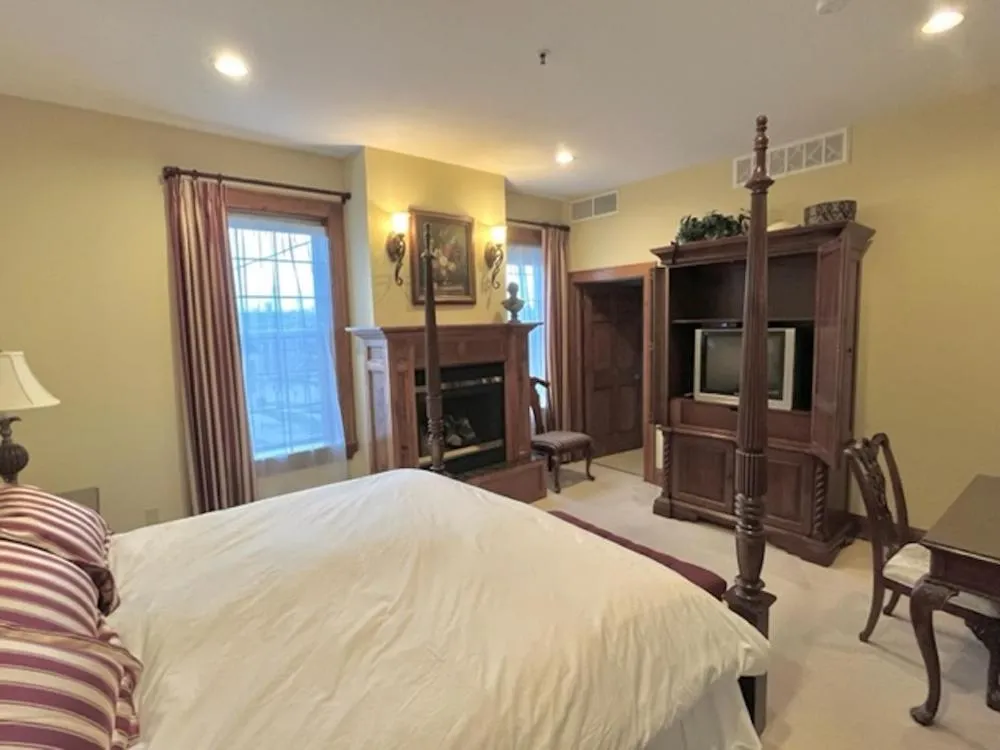 Bed in The Port Hotel