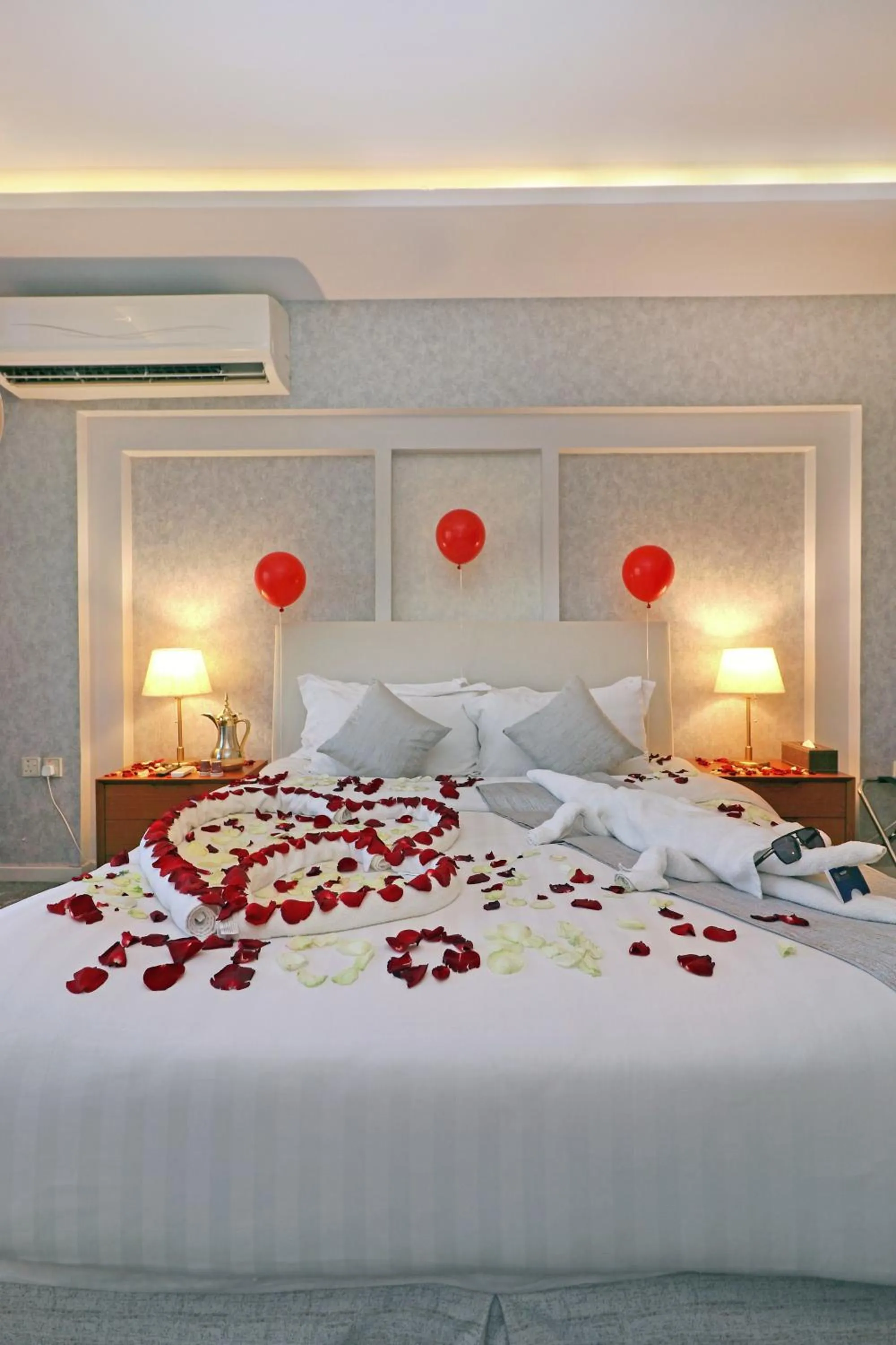 Bed in Skoop Hotel Jeddah