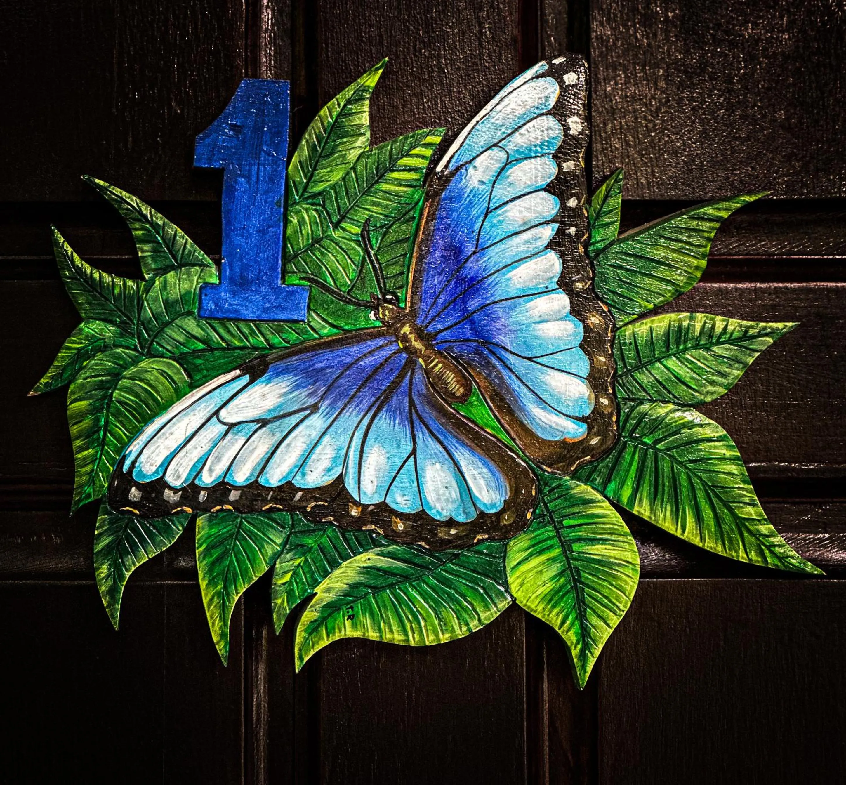 Decorative detail in Cabinas Tropicales