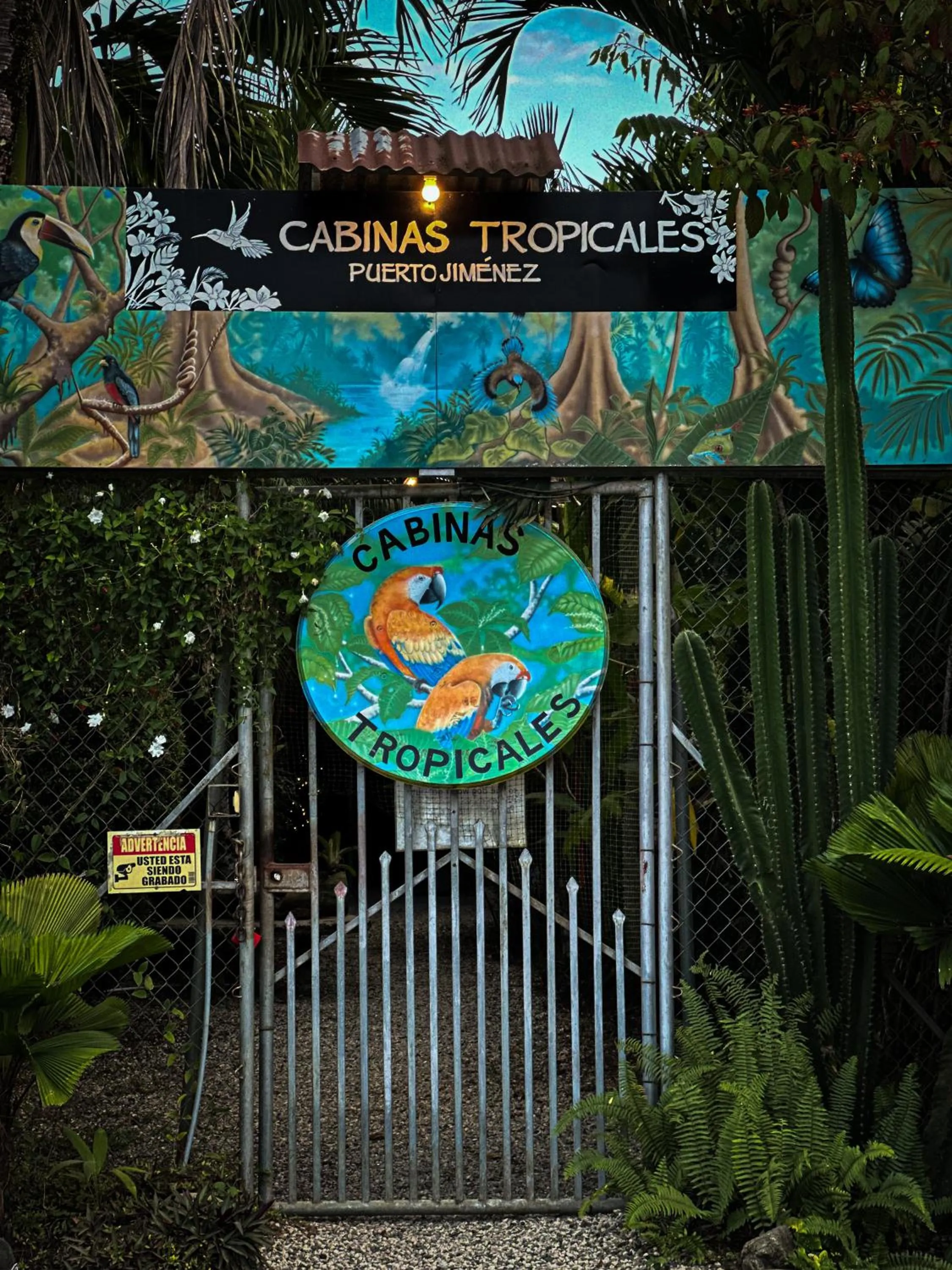 Property logo or sign in Cabinas Tropicales