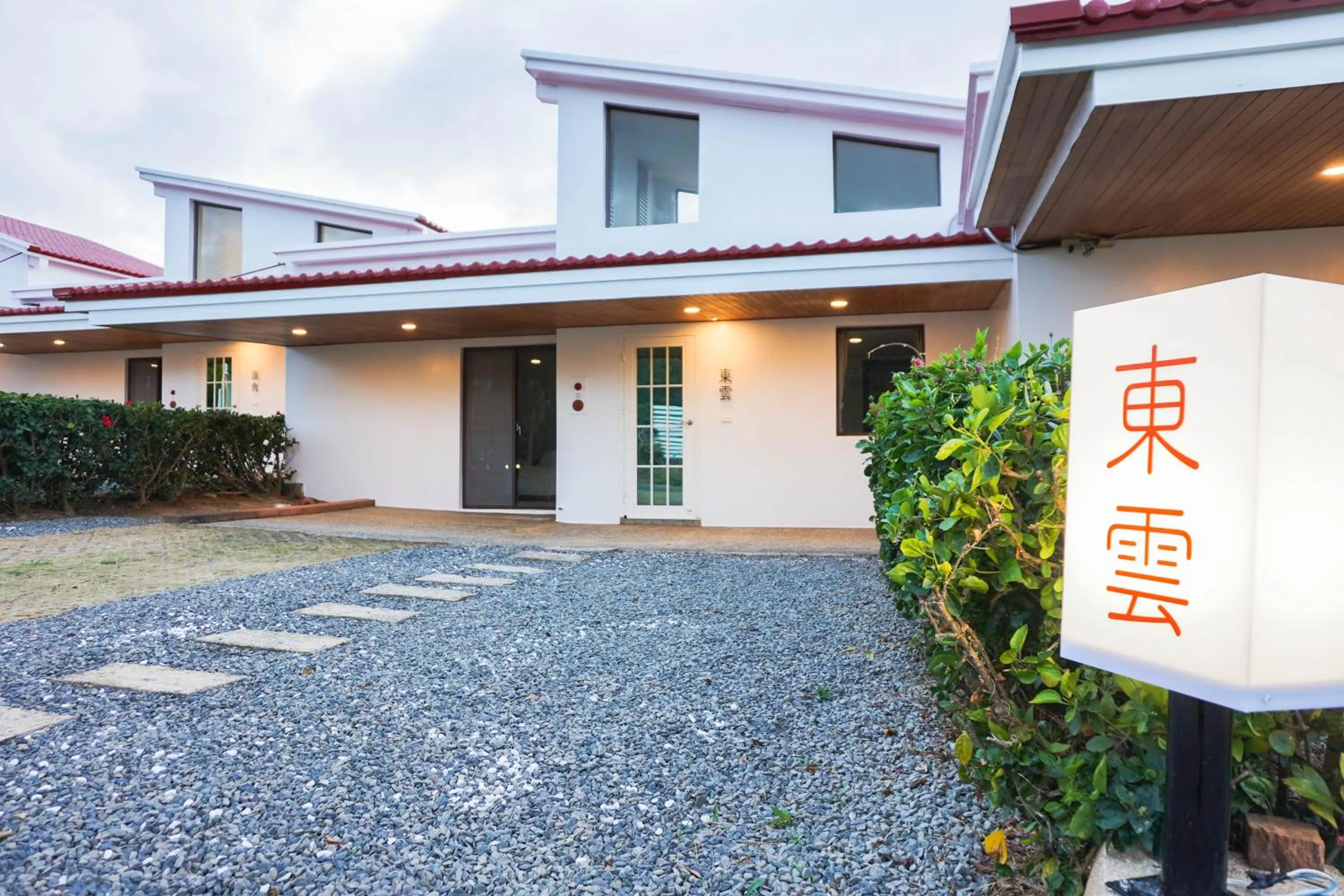 Property building in Cliff Villa