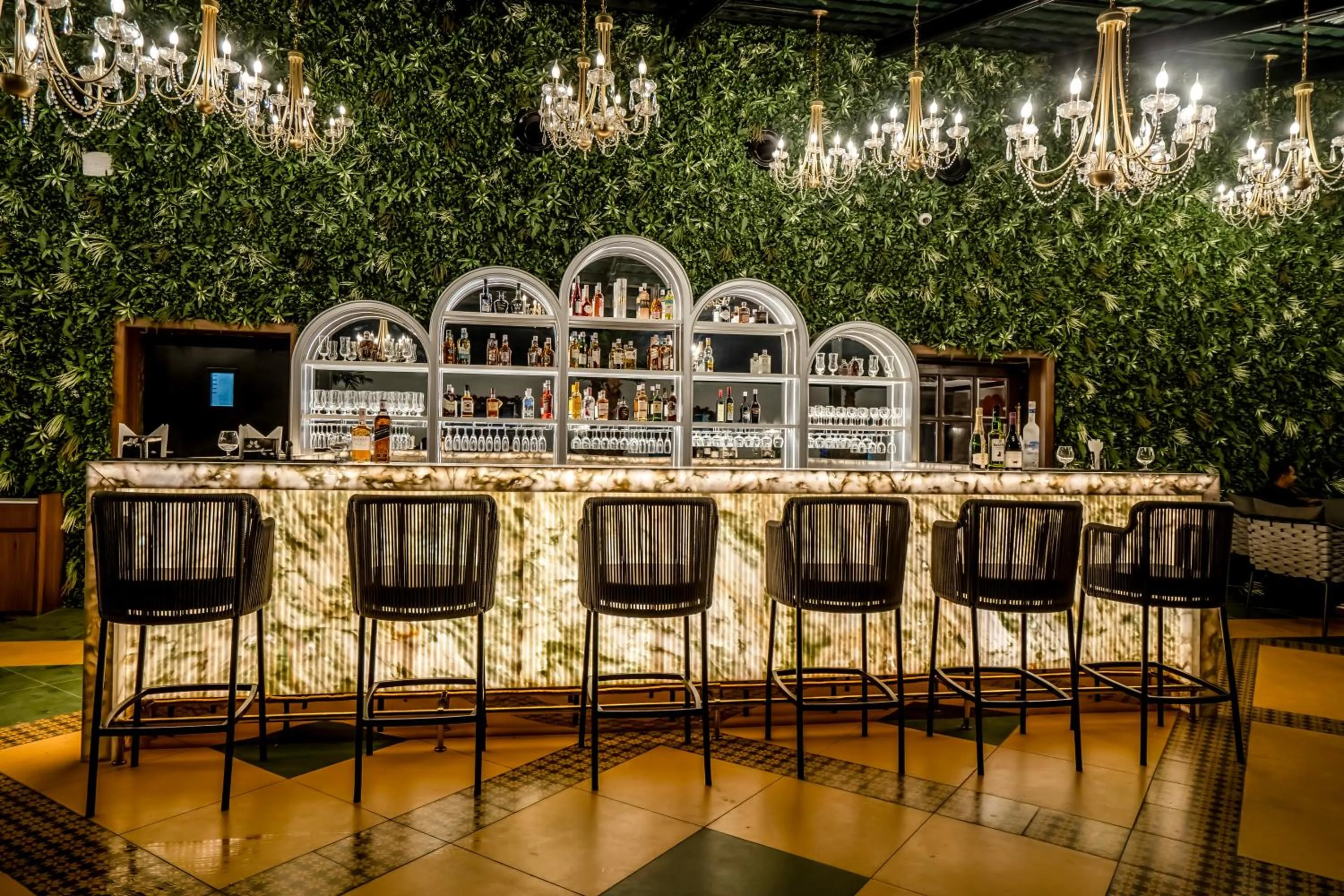 Restaurant/places to eat in M2 Square by Monday Premium