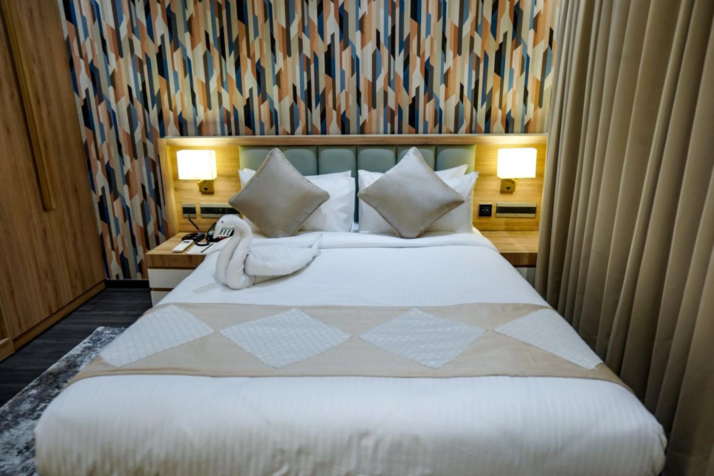 Bed in M2 Square by Monday Premium