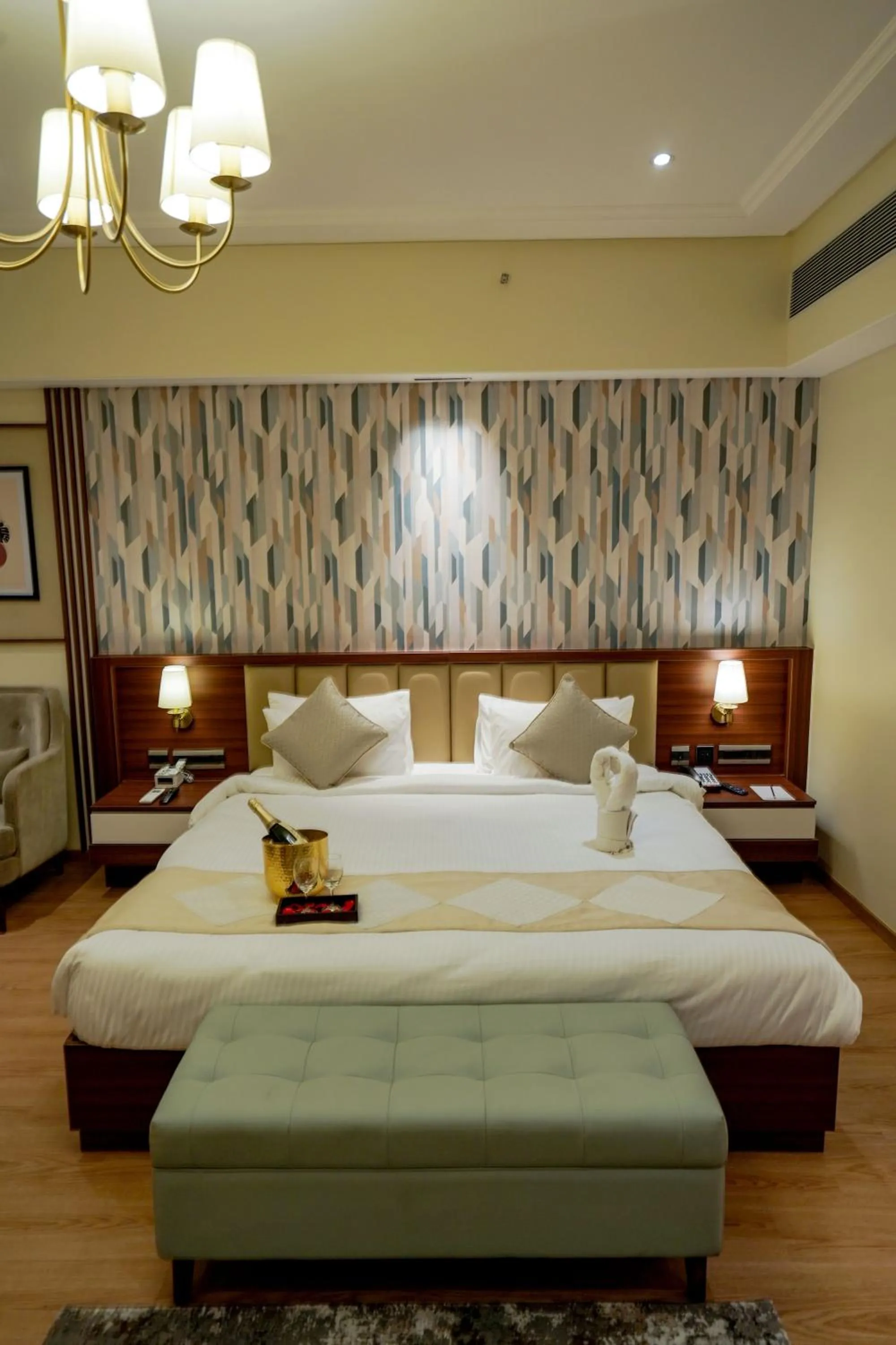 Bed in M2 Square by Monday Premium