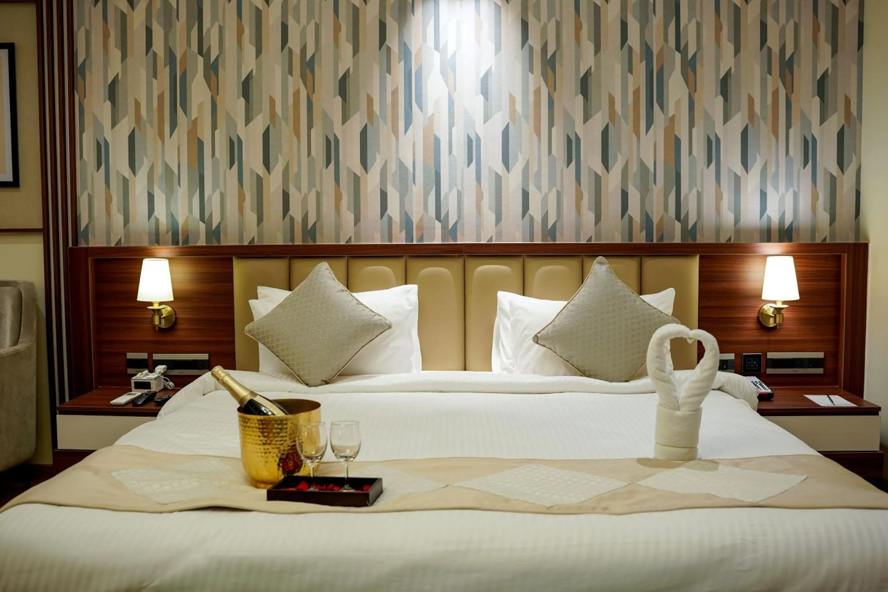 Bed in M2 Square by Monday Premium