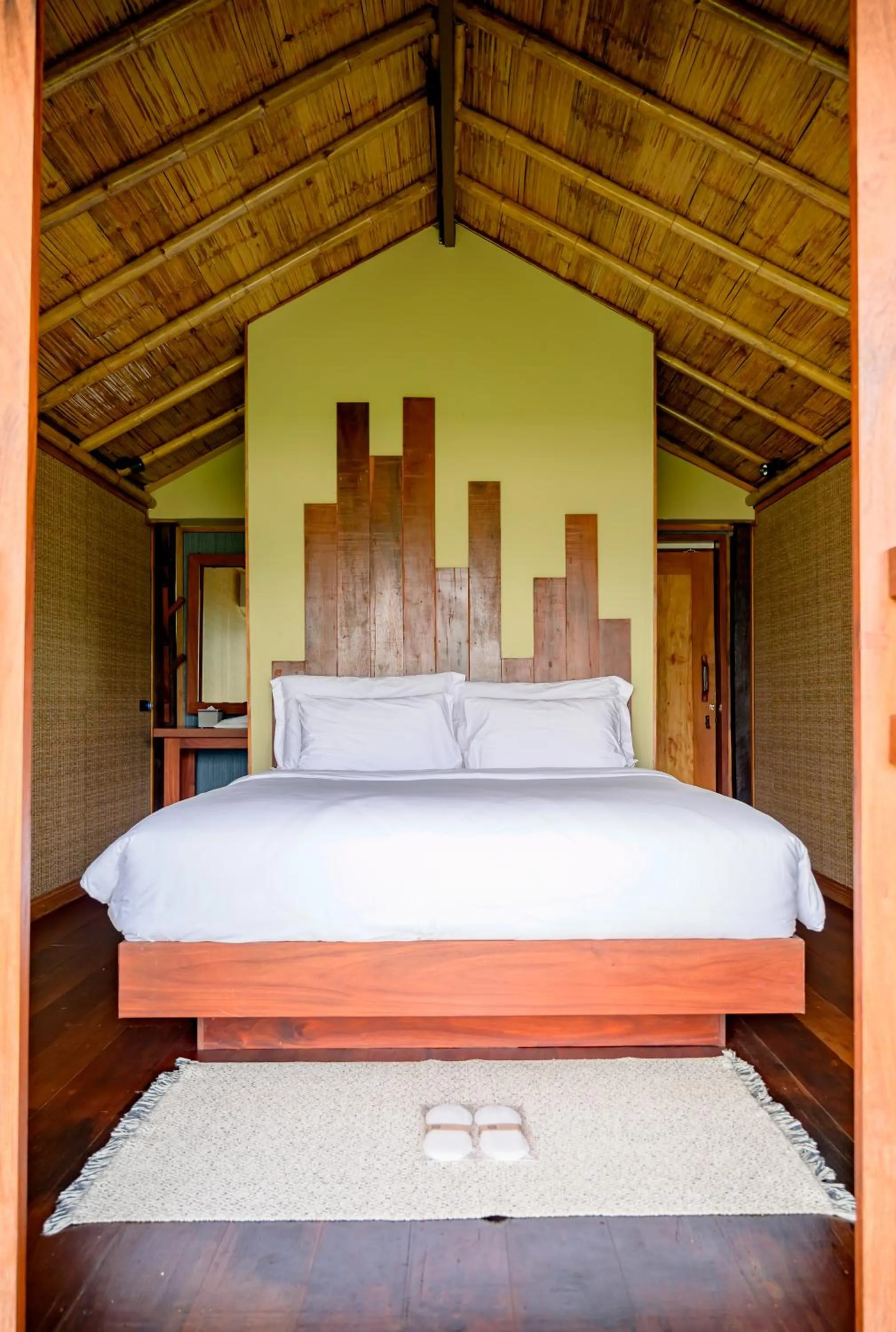 Bed in Earth Elements Eco Resort