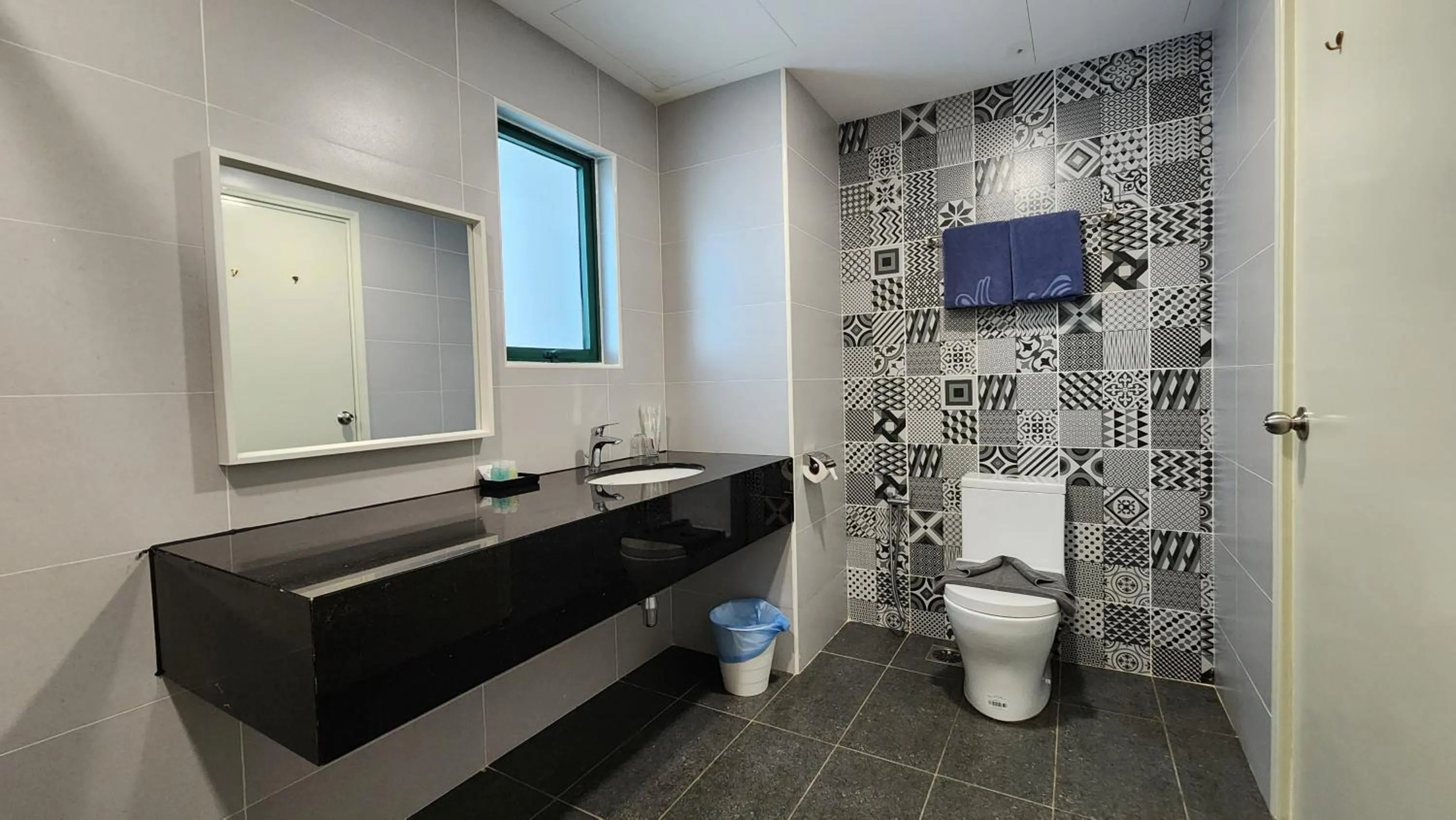 Shower in The Penthouse and Suite SGR Melaka