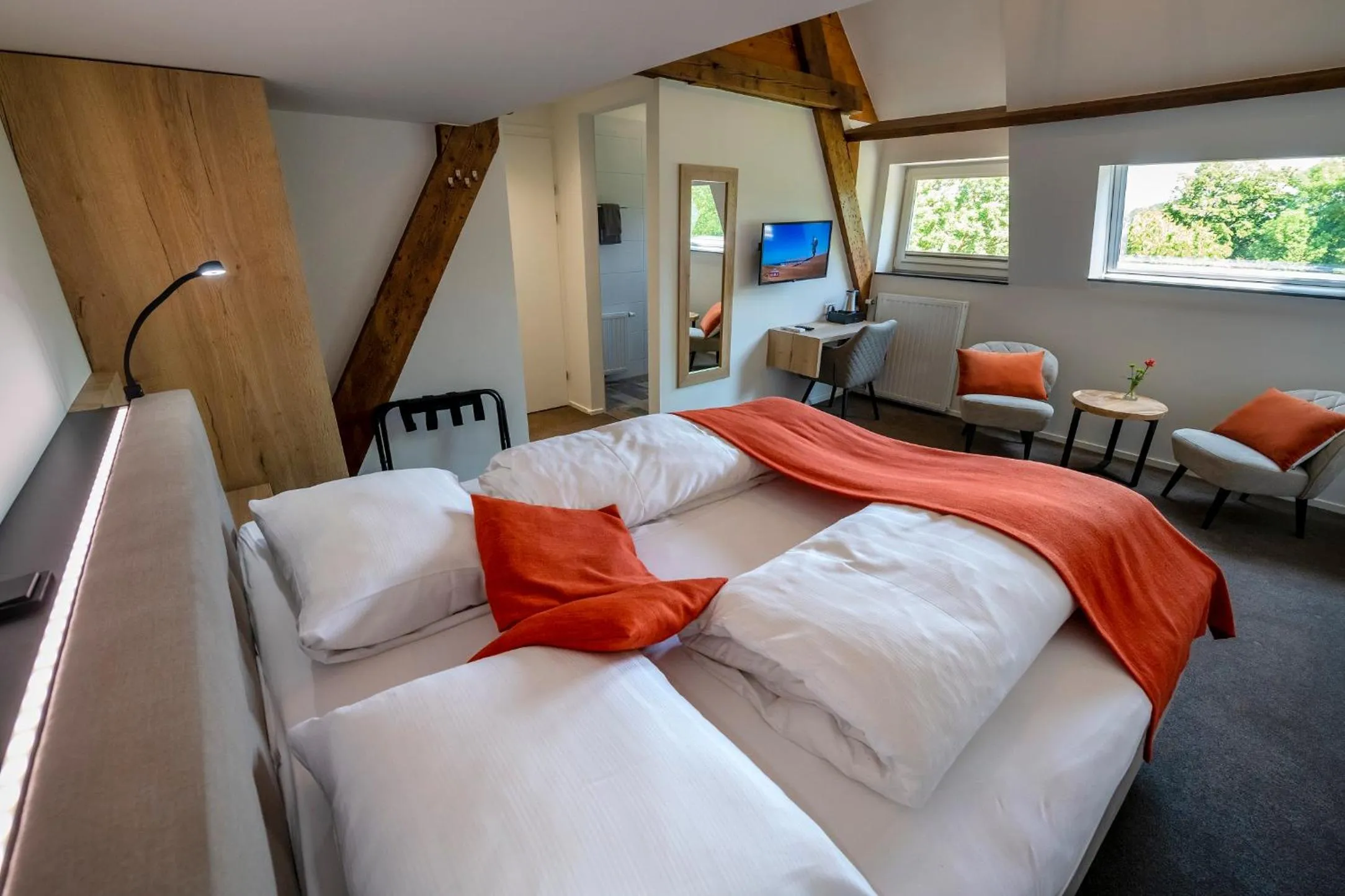 Photo of the whole room, Bed in Hotel Bergrust