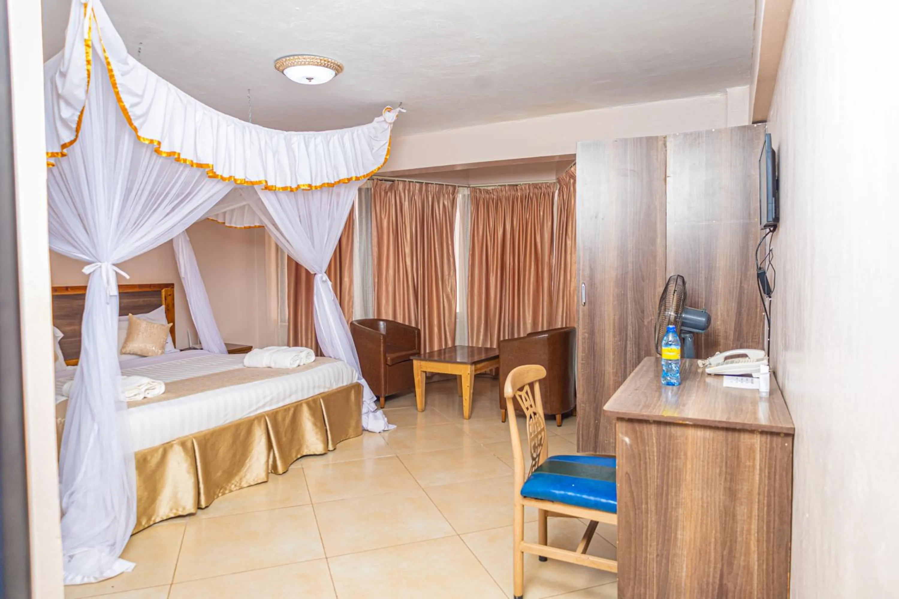 Photo of the whole room in Paleo Hotel and Spa, Thika