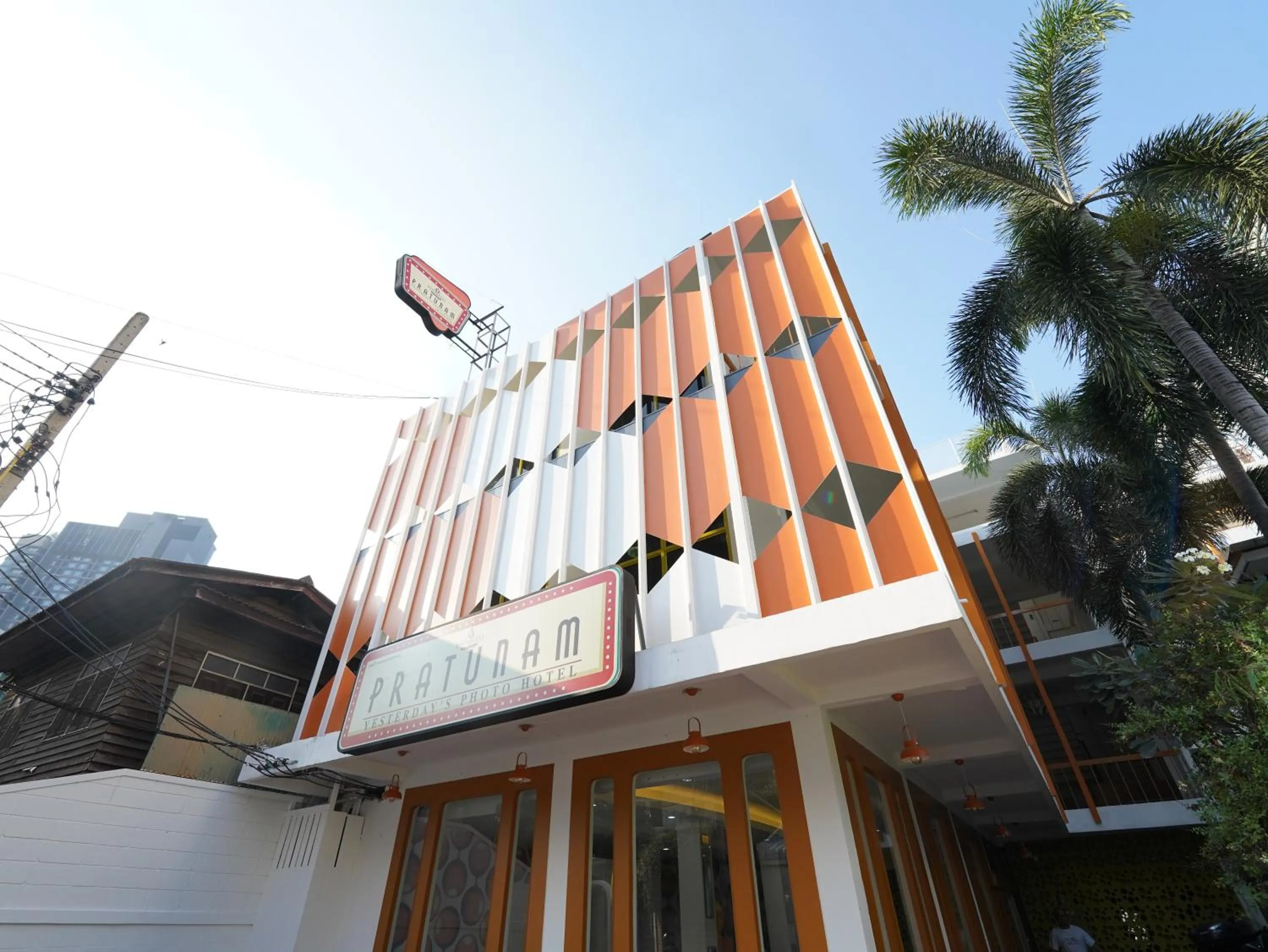 Property building in RoomQuest Hotel Pratunam