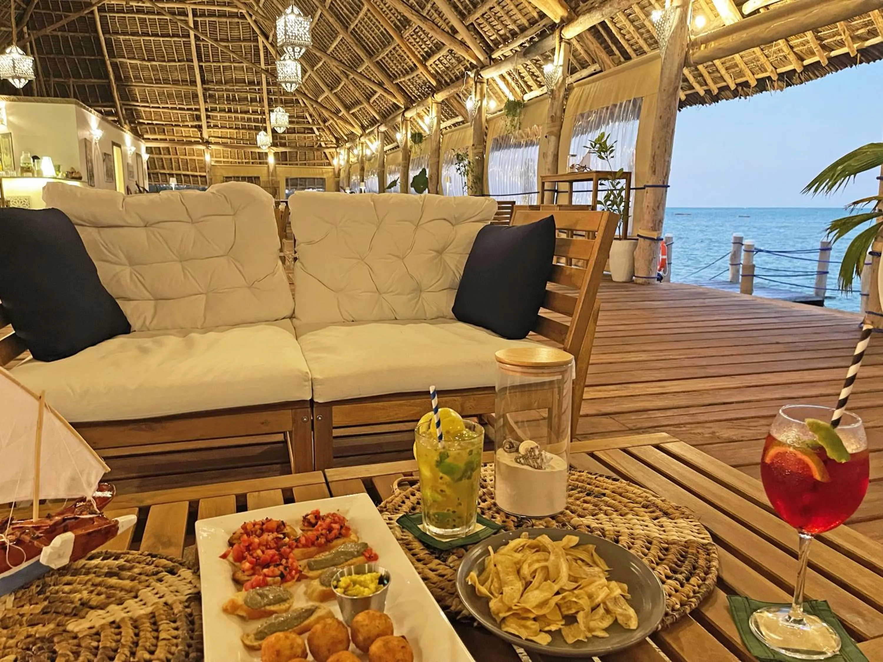 Restaurant/places to eat in Pongwe Bay Resort