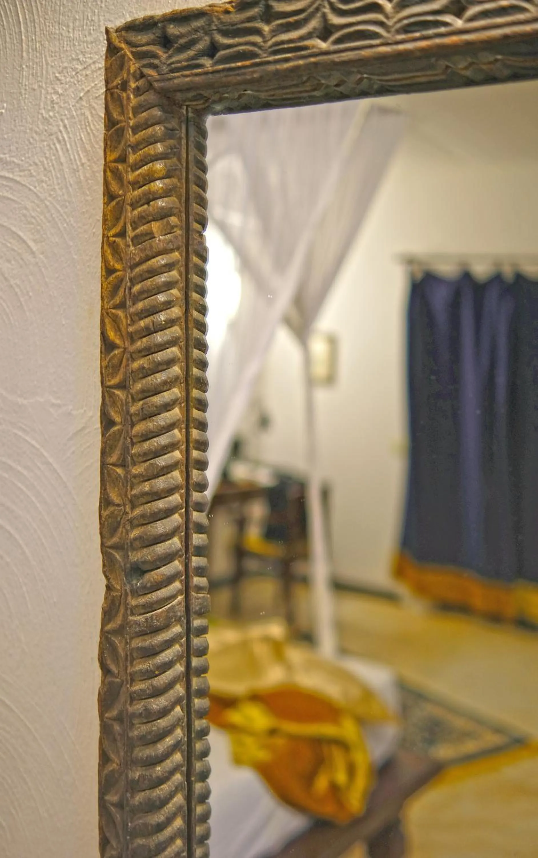 Decorative detail, Bed in Pongwe Bay Resort
