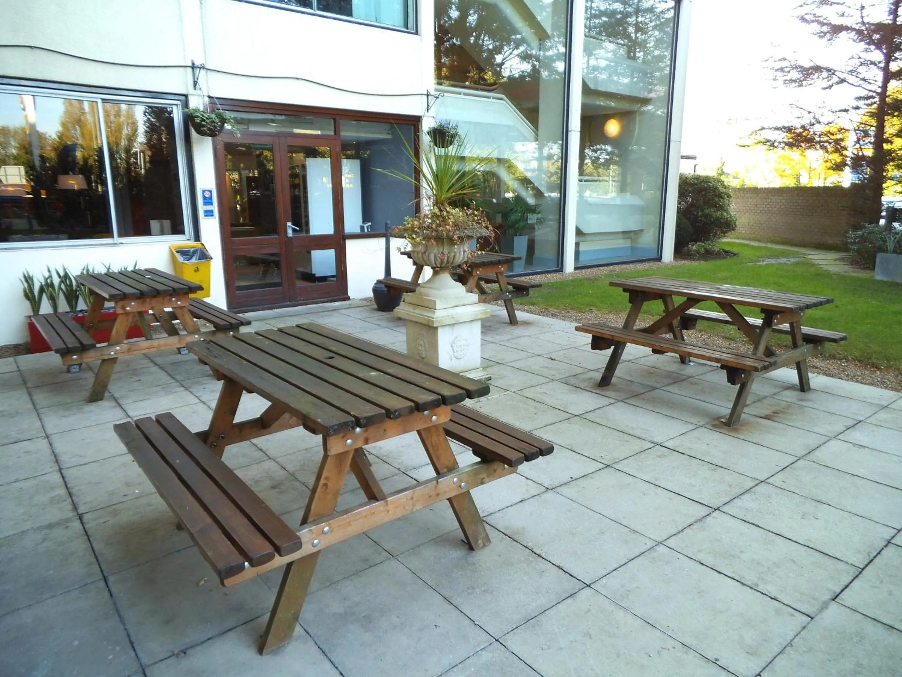 Balcony/Terrace in Airport Inn Gatwick