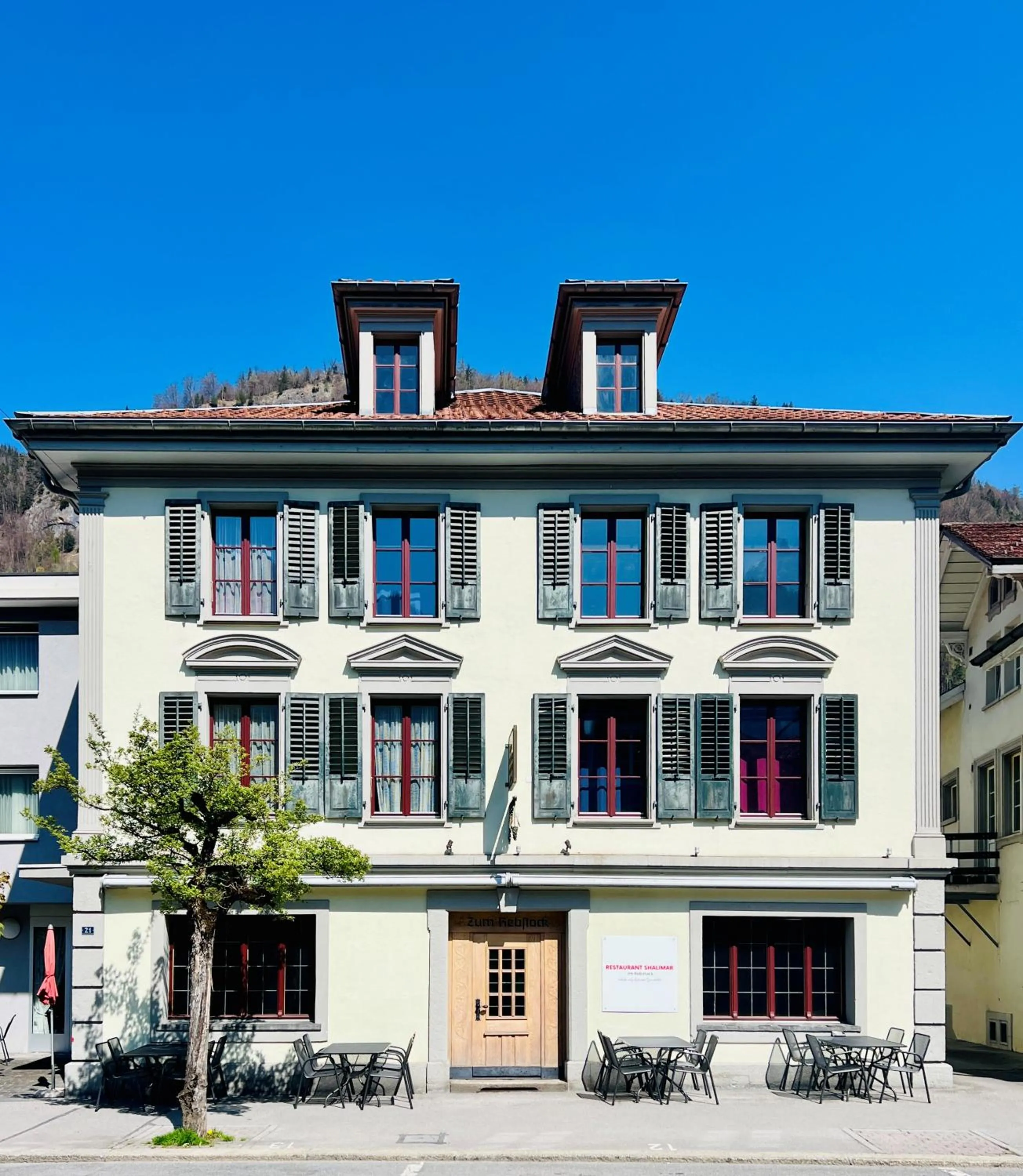 Property building in Hotel Rebstock Meiringen