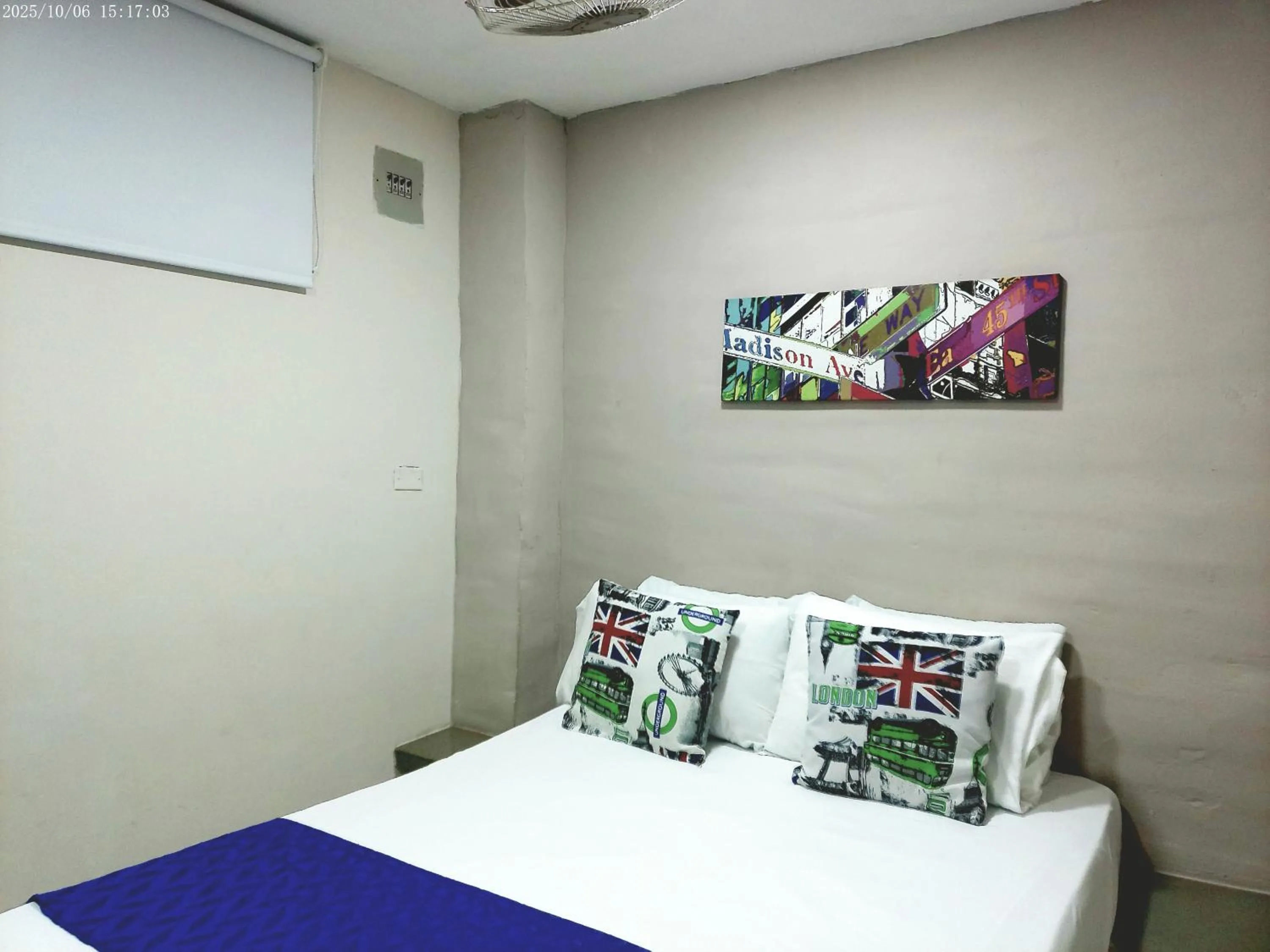 Bed in Hotel Casa Boston Inn by Finerh