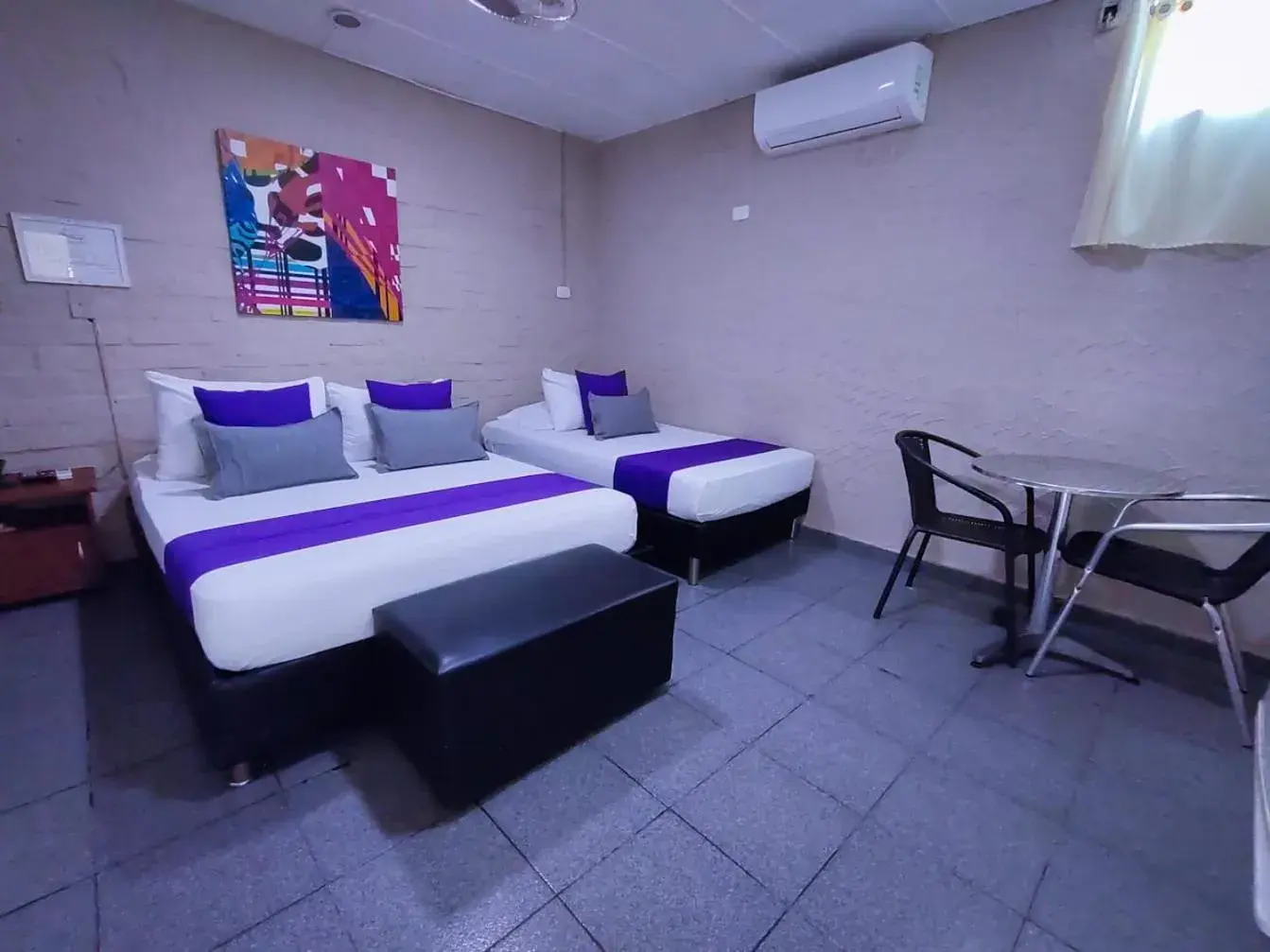 Triple Room in Hotel Casa Boston Inn by Finerh Triple Room in Hotel Casa Boston Inn by Finerh