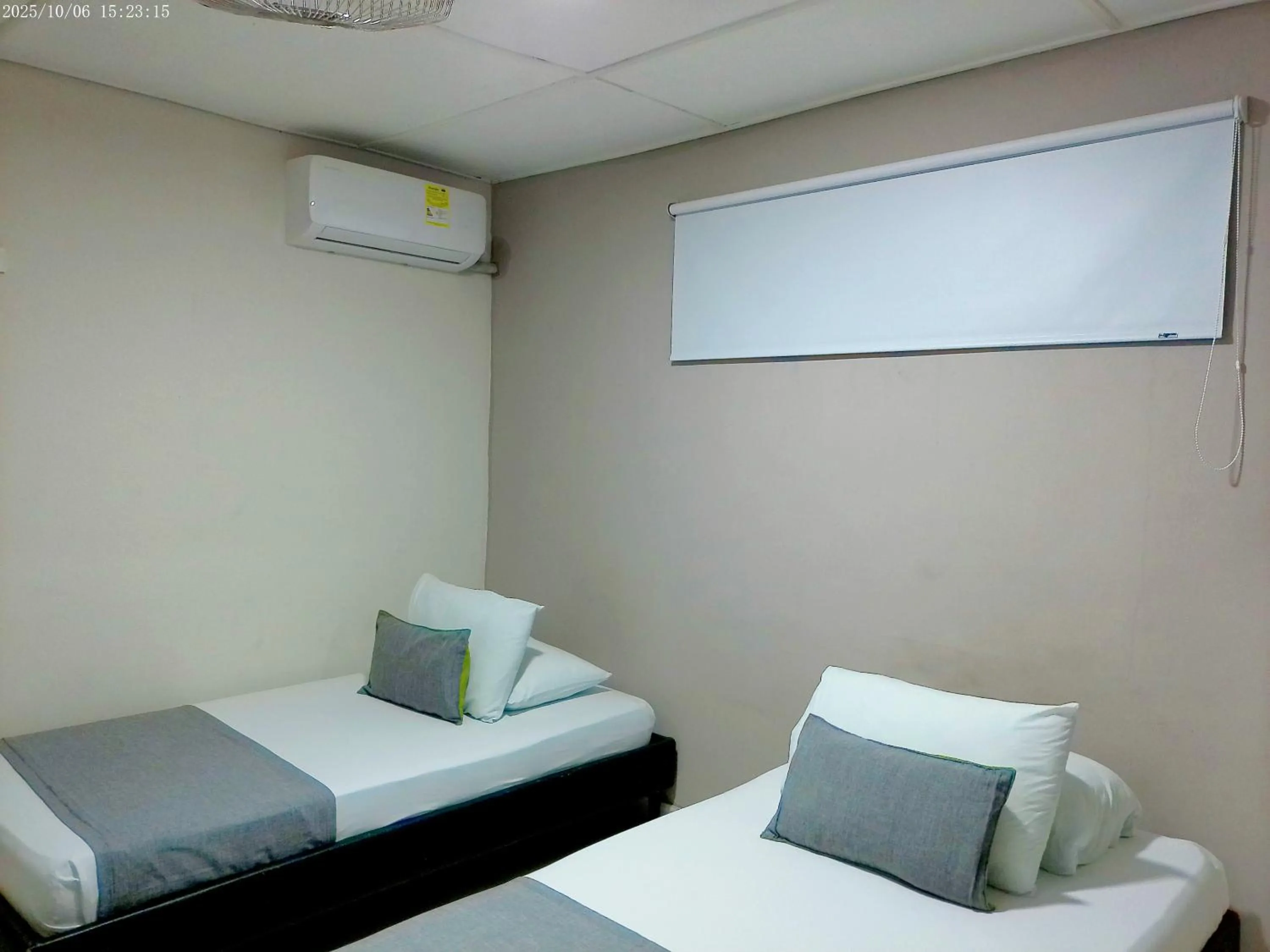 Bed in Hotel Casa Boston Inn by Finerh