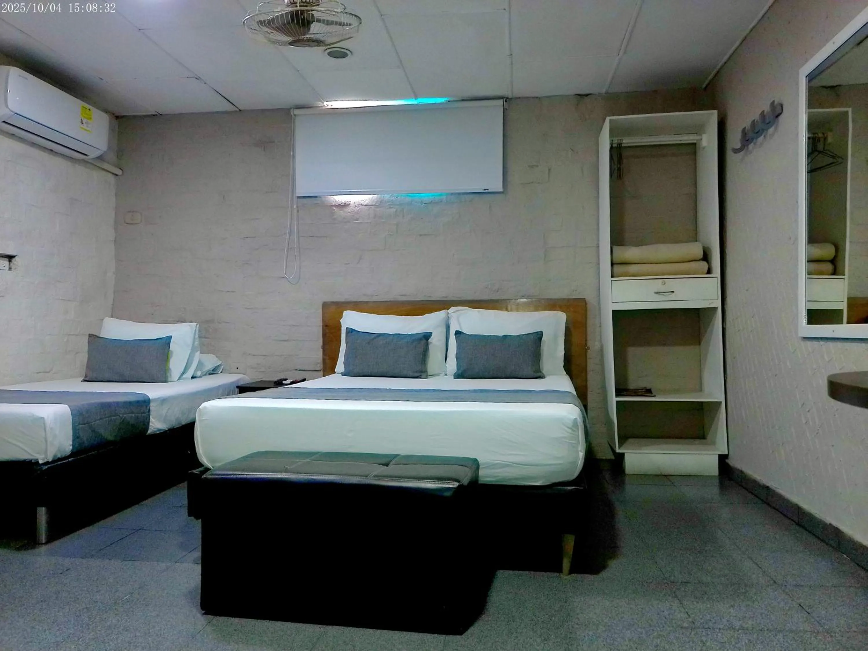 Bed in Hotel Casa Boston Inn by Finerh