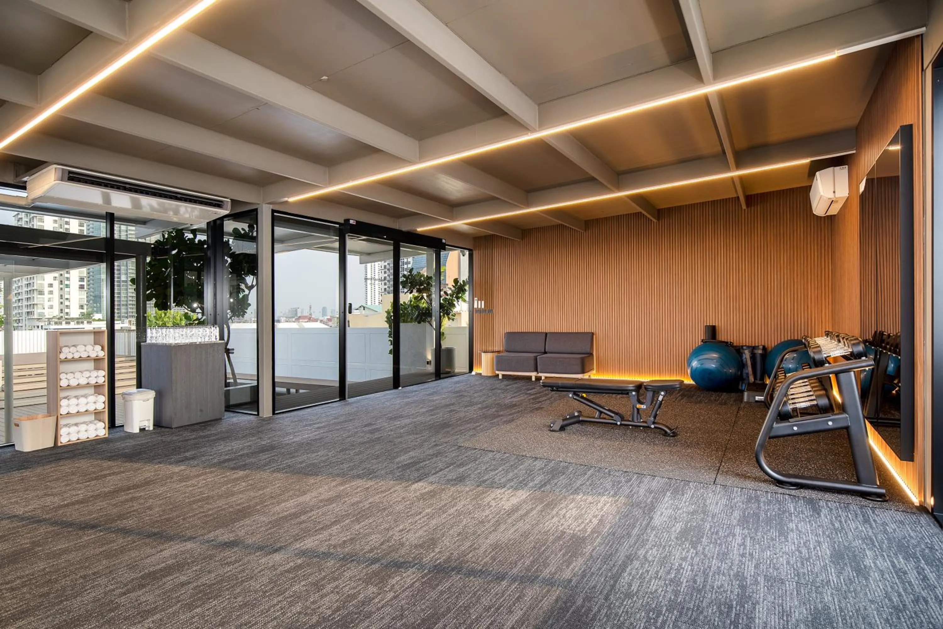 Fitness centre/facilities in Saan Hotel Sathorn