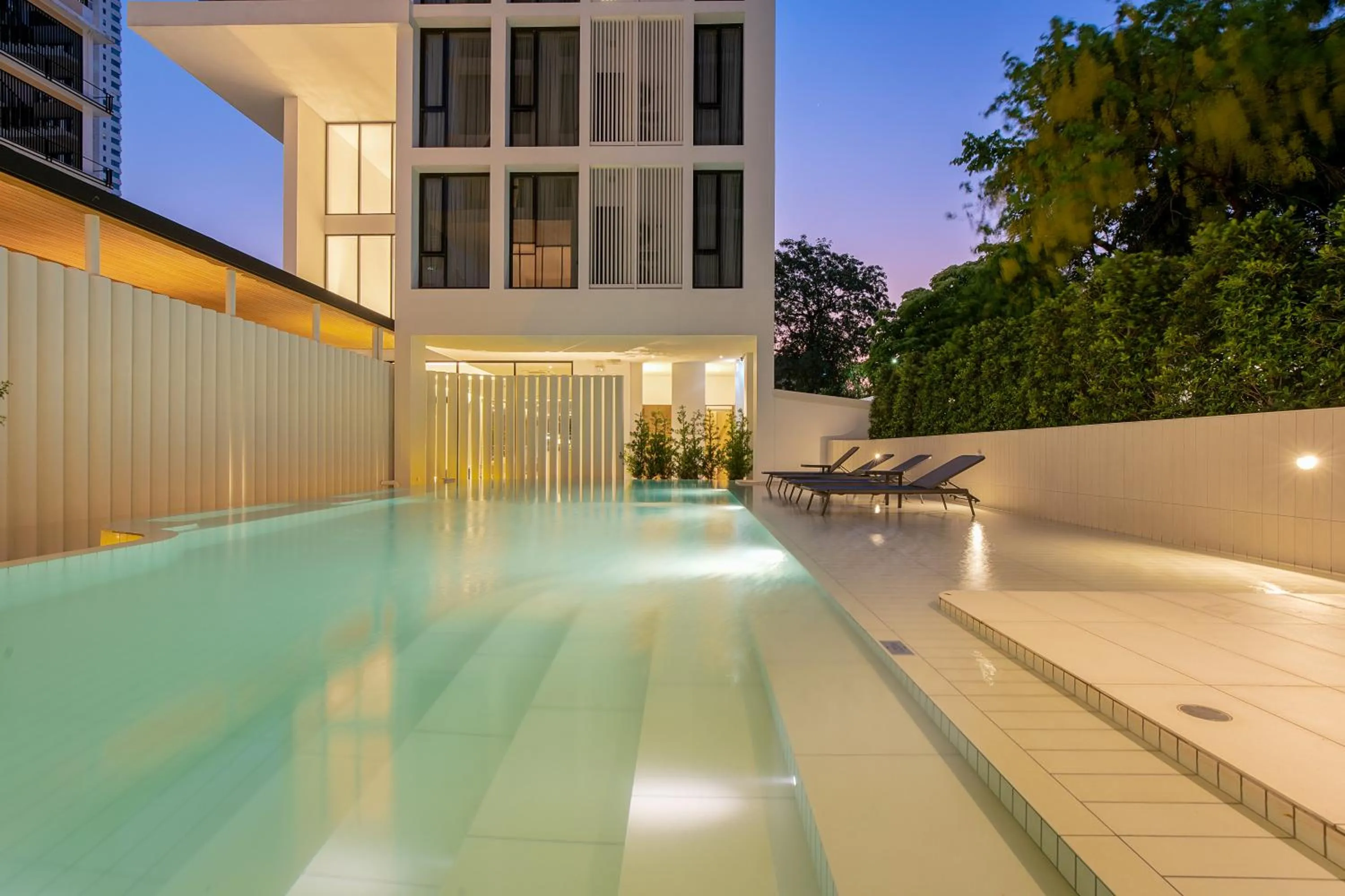 Swimming pool in Saan Hotel Sathorn