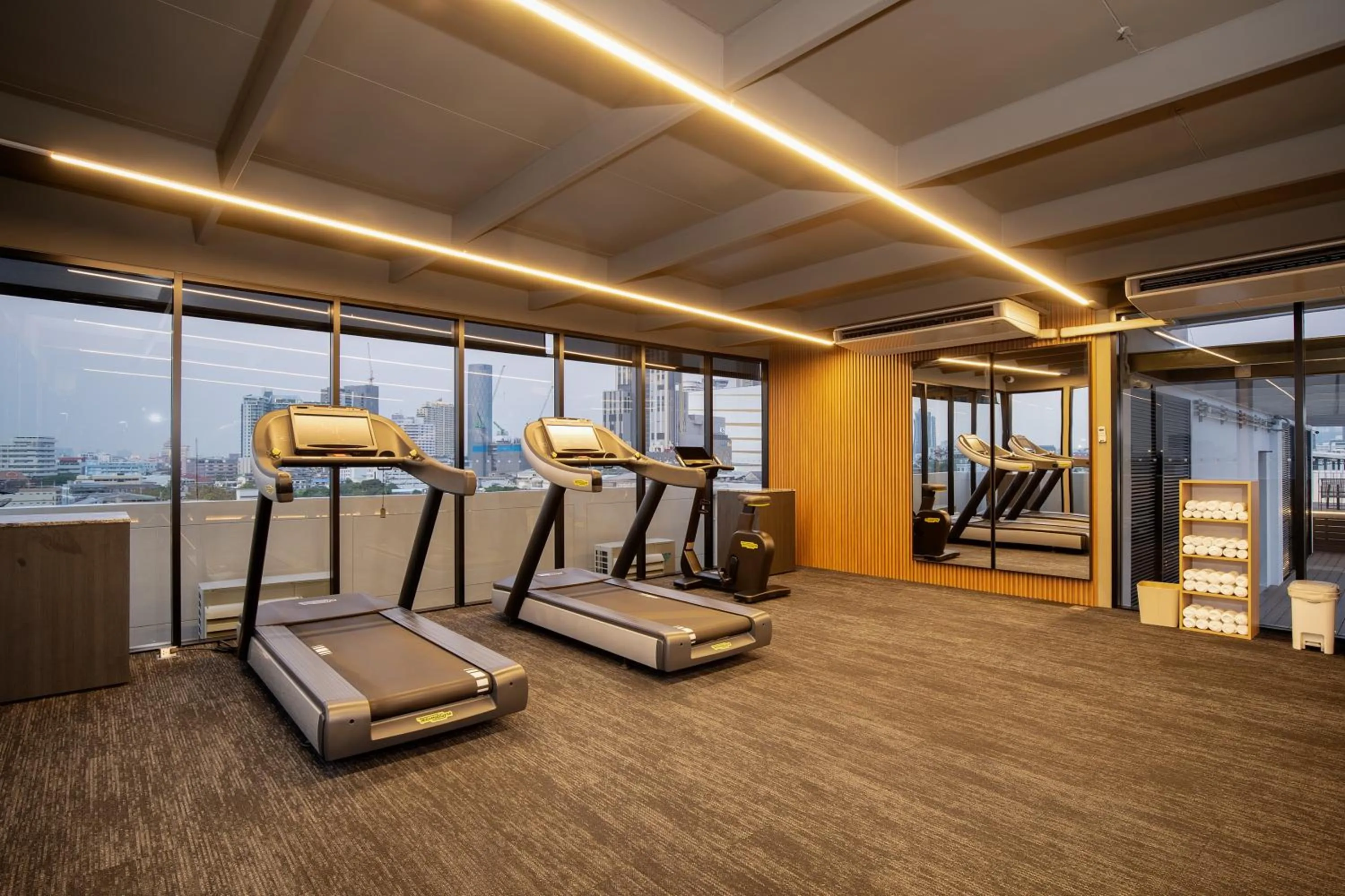 Fitness centre/facilities in Saan Hotel Sathorn