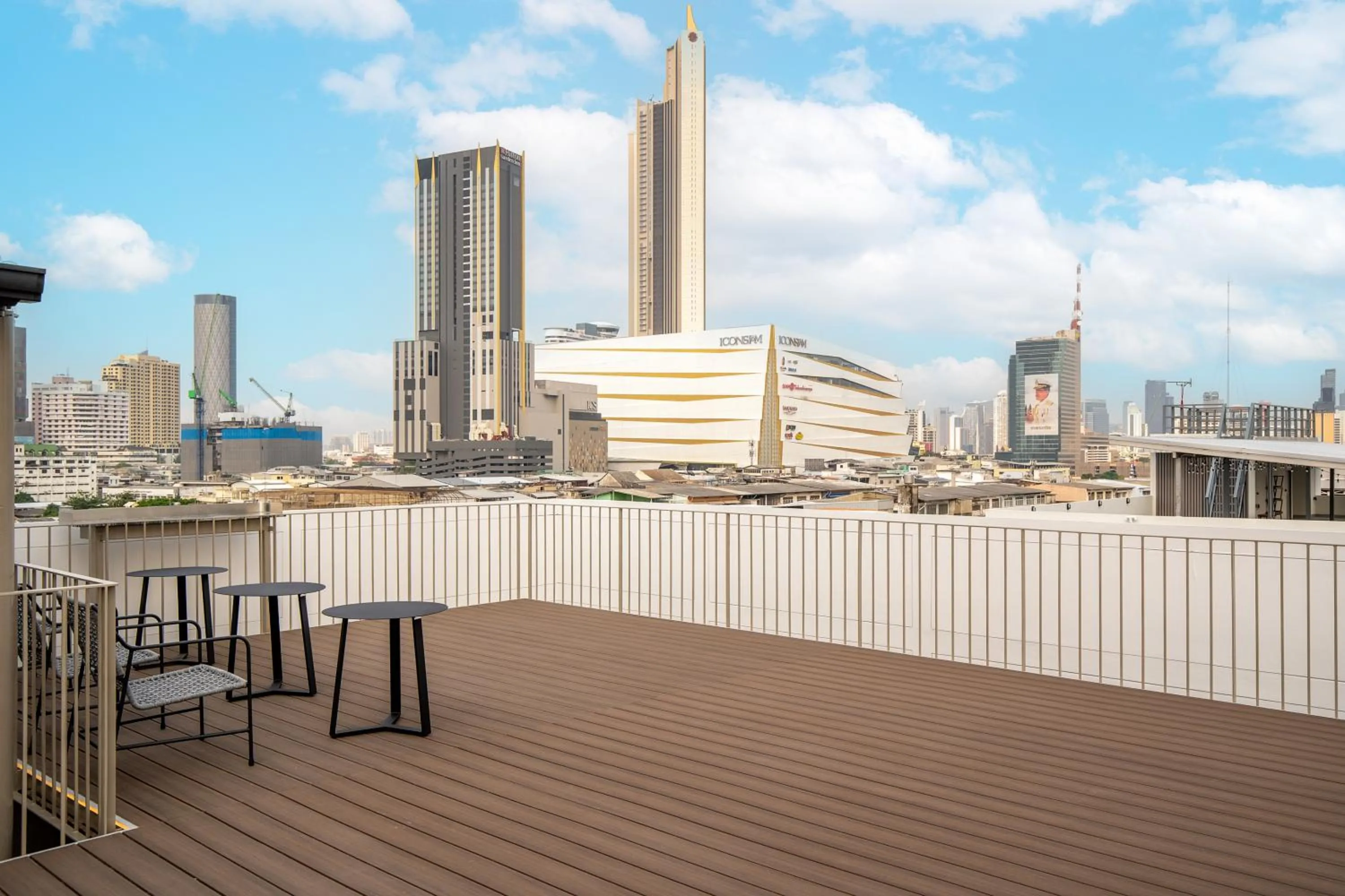 View (from property/room) in Saan Hotel Sathorn