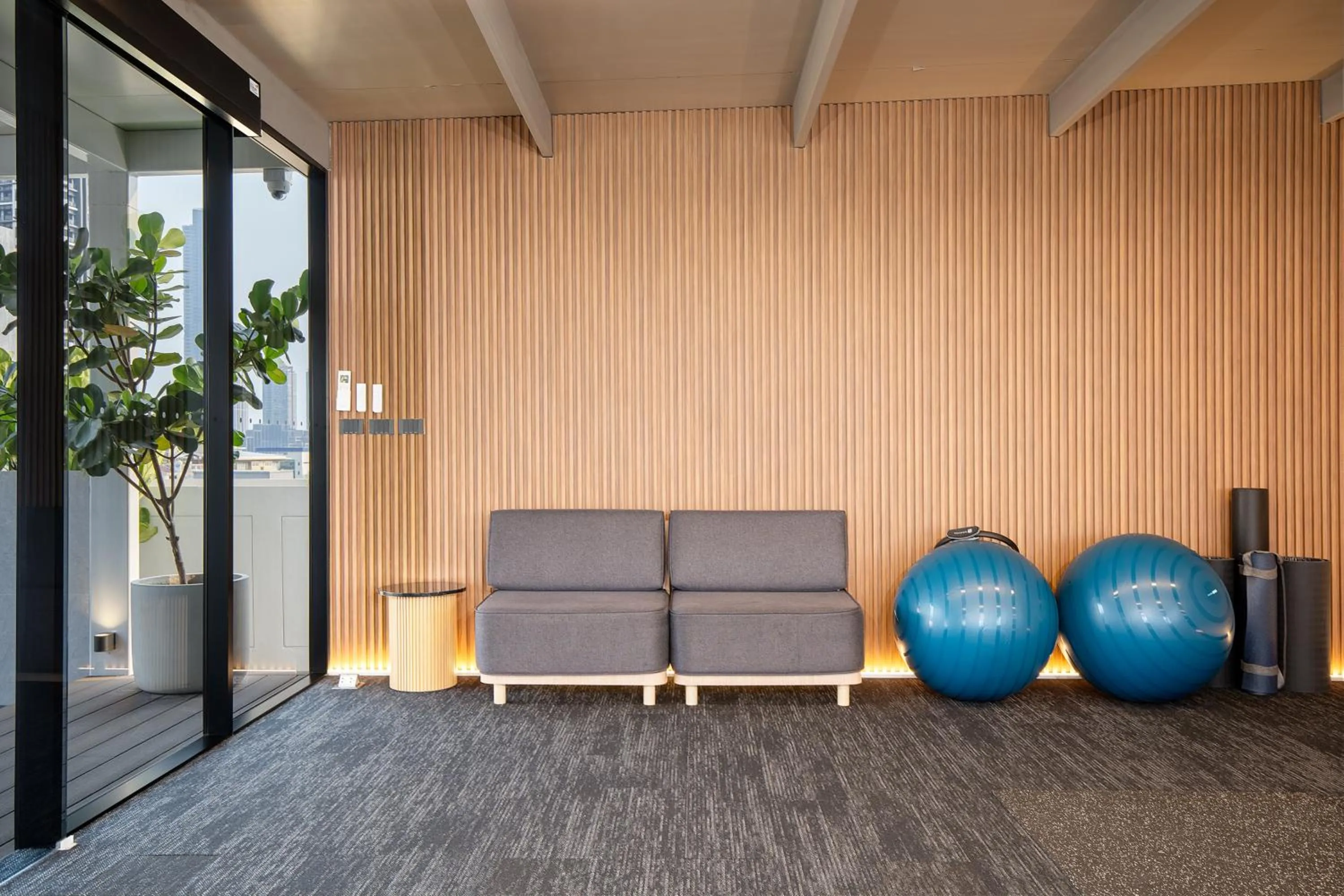 Fitness centre/facilities in Saan Hotel Sathorn