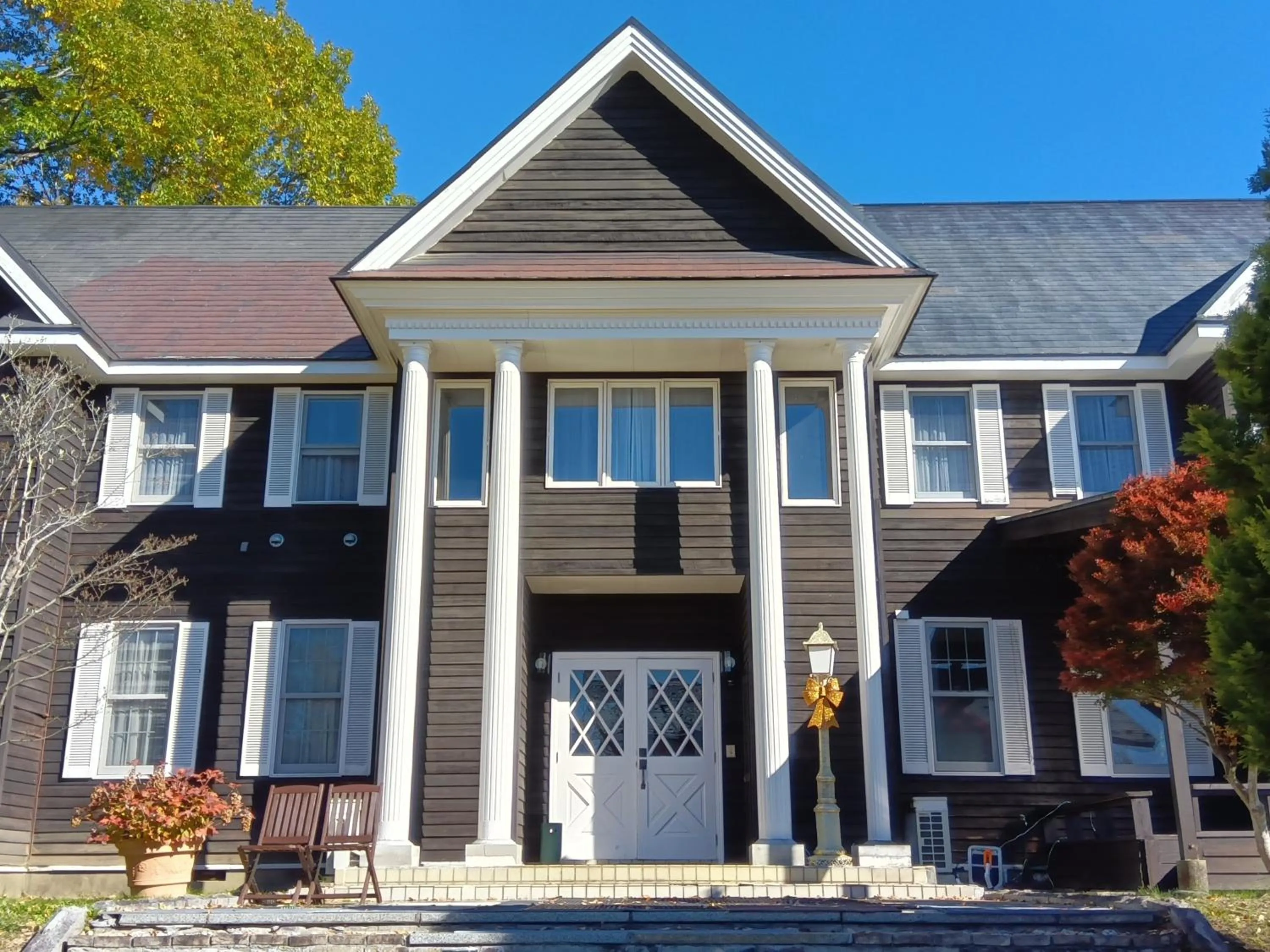 Property building in Lodge Kent & Cottage Kent