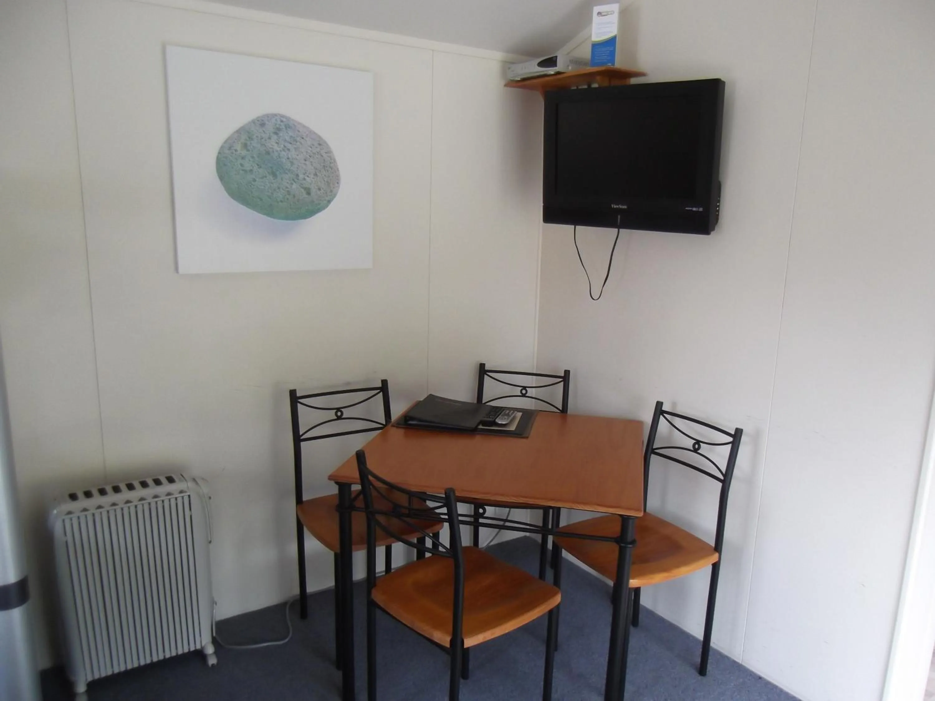 Dining area in Tongariro Holiday Park