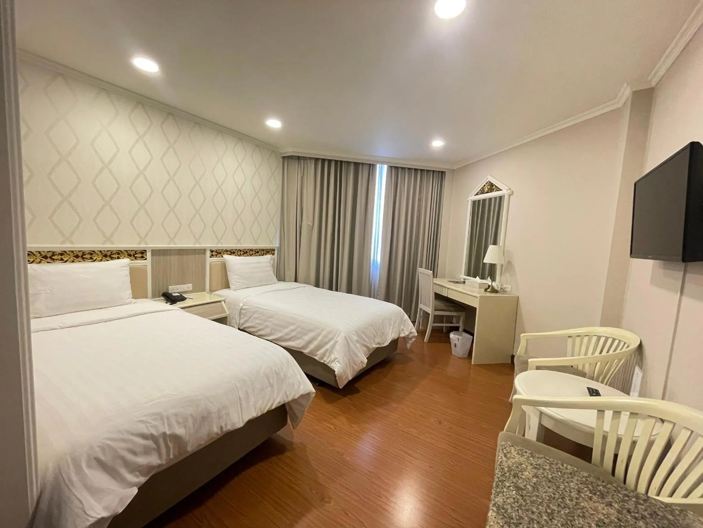 Bedroom, Bed in Wangcome Hotel