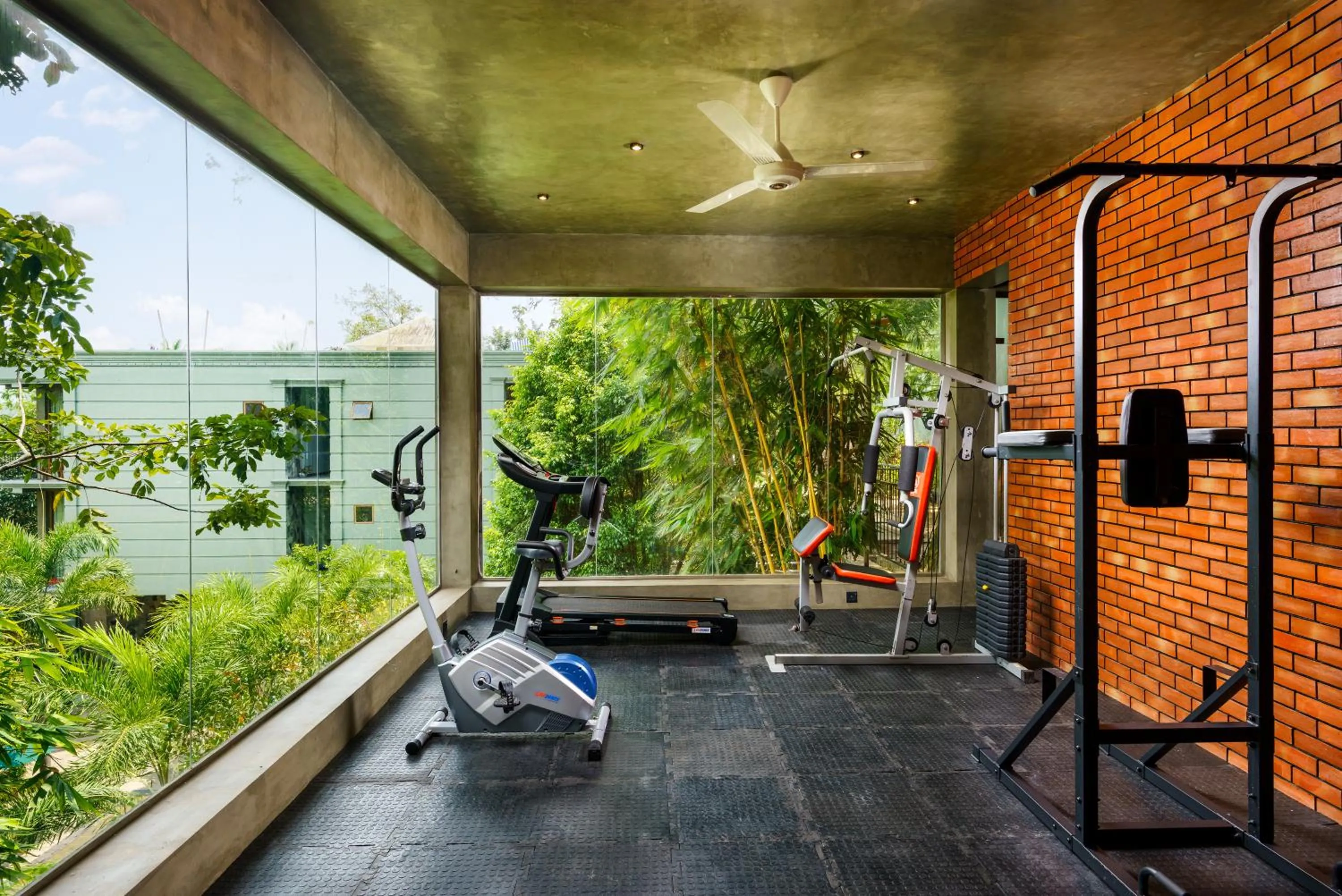 Fitness centre/facilities in Villa Rumassala Luxury Chalets Unawatuna