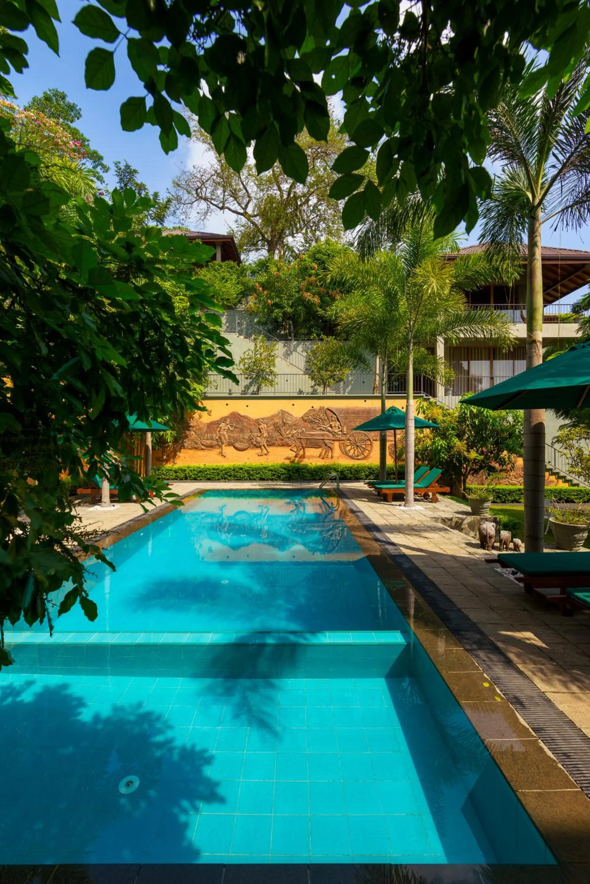 Swimming pool in Villa Rumassala Luxury Chalets Unawatuna