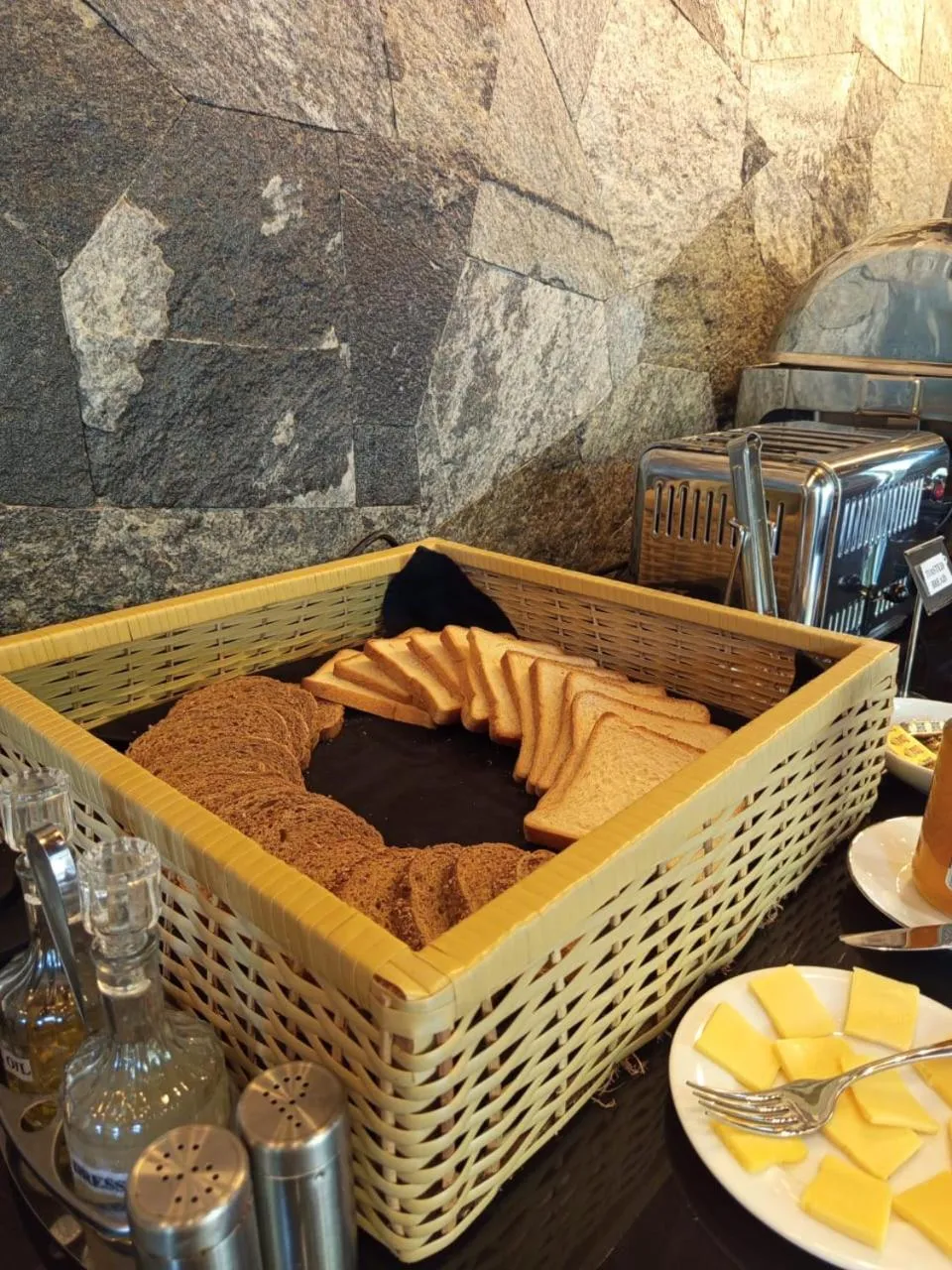 Food and drinks in Villa Rumassala Luxury Chalets Unawatuna