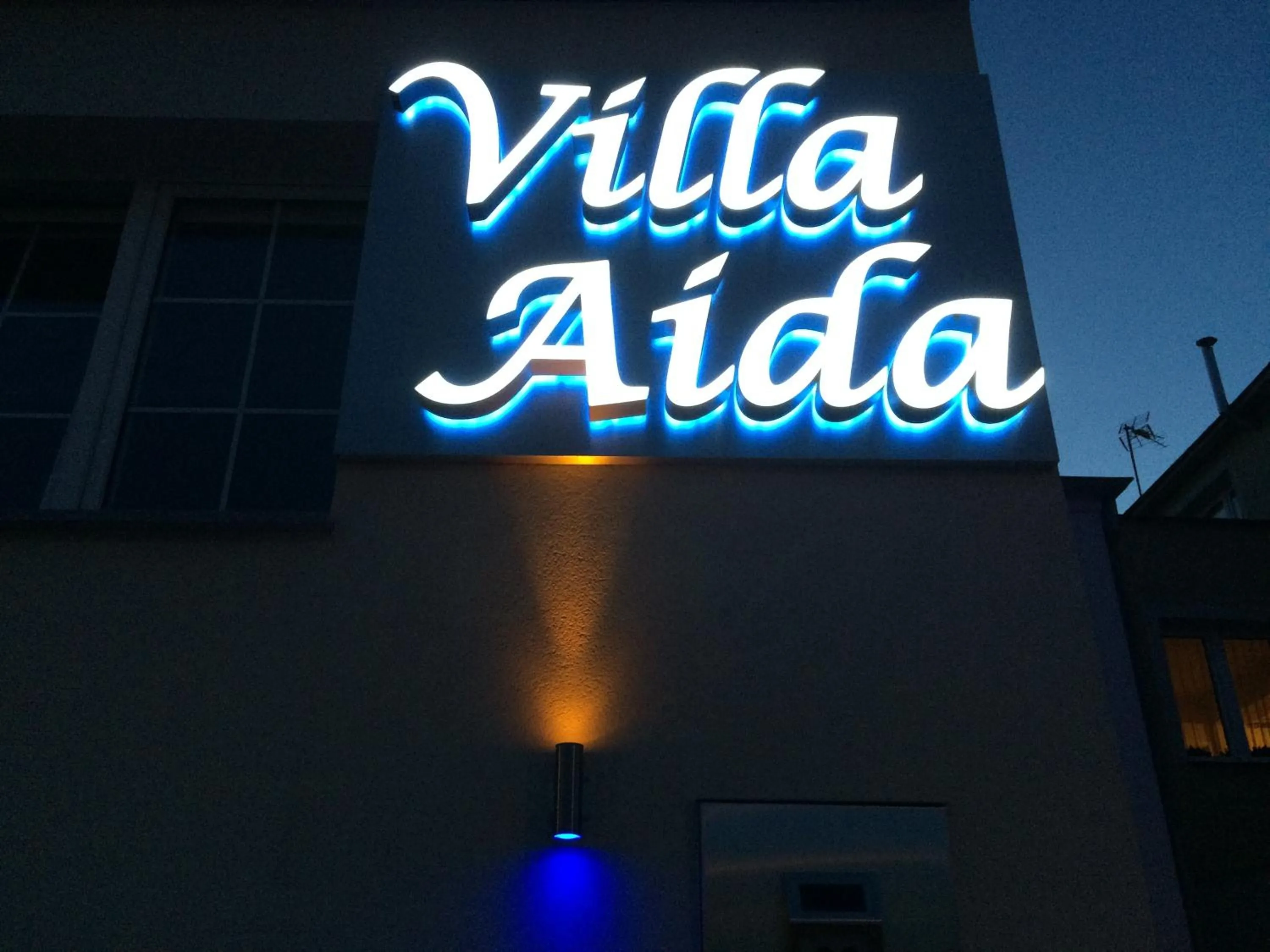 Property logo or sign in Aida POKOJE GOŚCINNE GDAŃSK - ROOMS & FREE PARKING