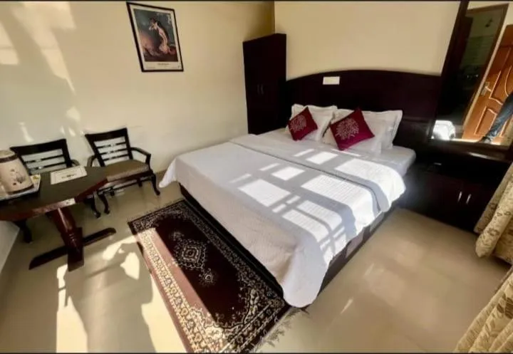 Bedroom in Hotel Anuj Regency