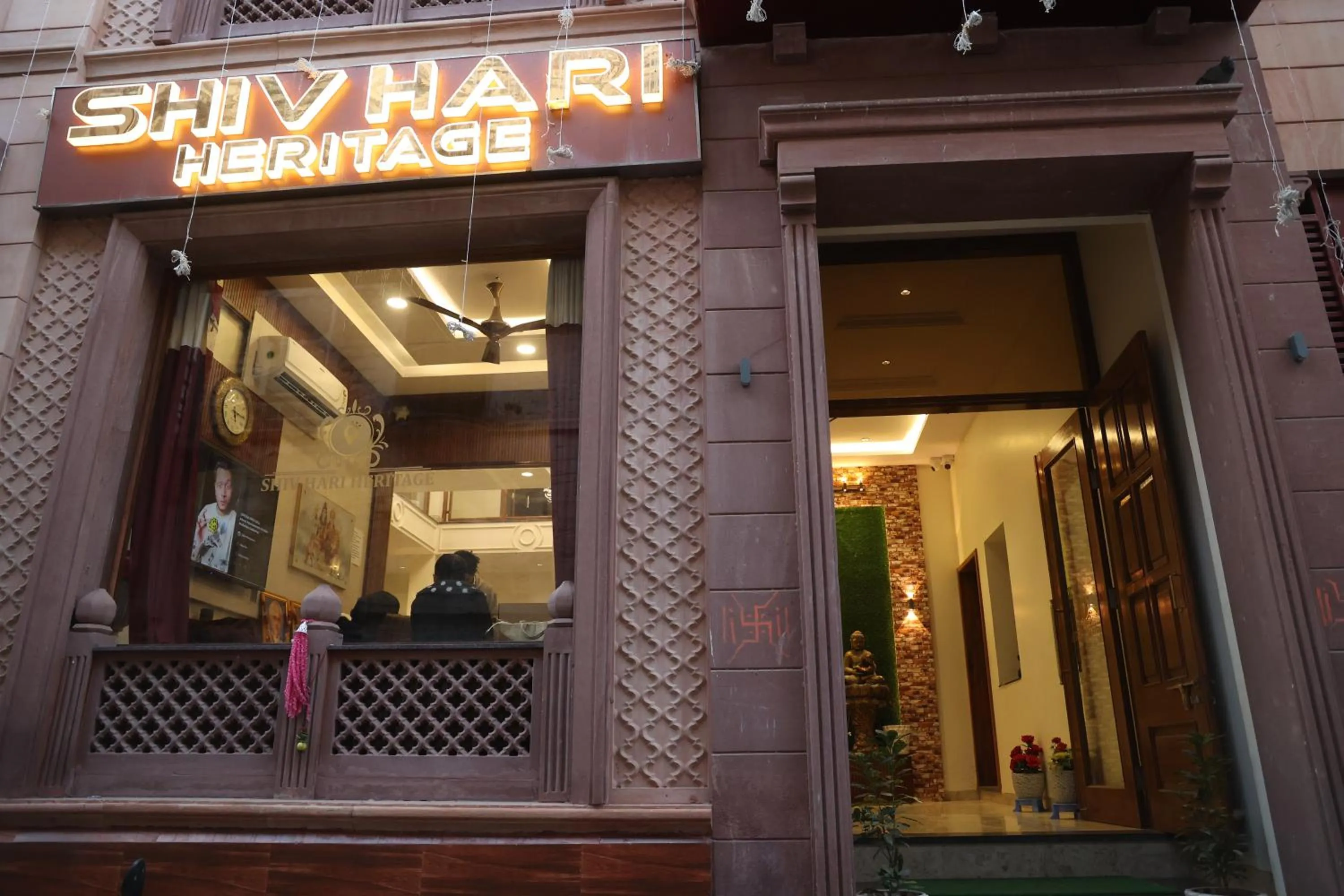 Property building in Shiv Hari heritage