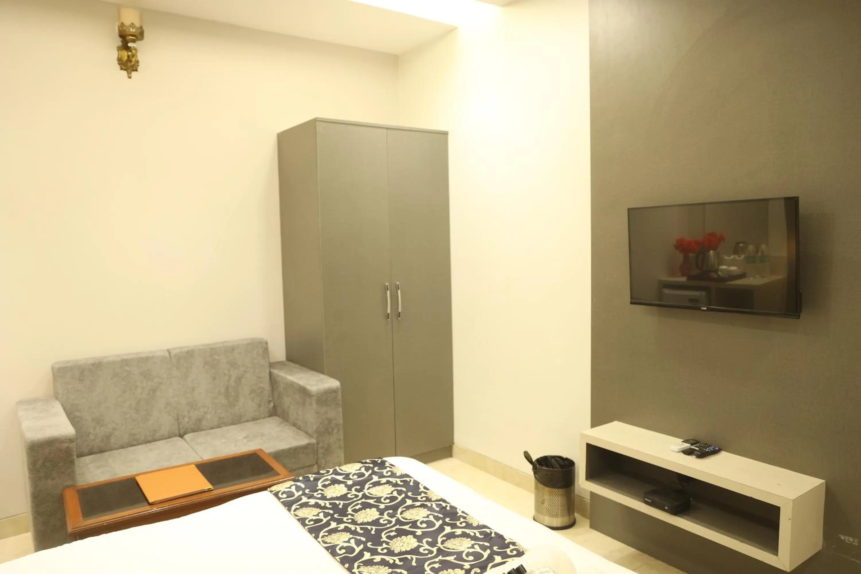 Bed in Shiv Hari heritage