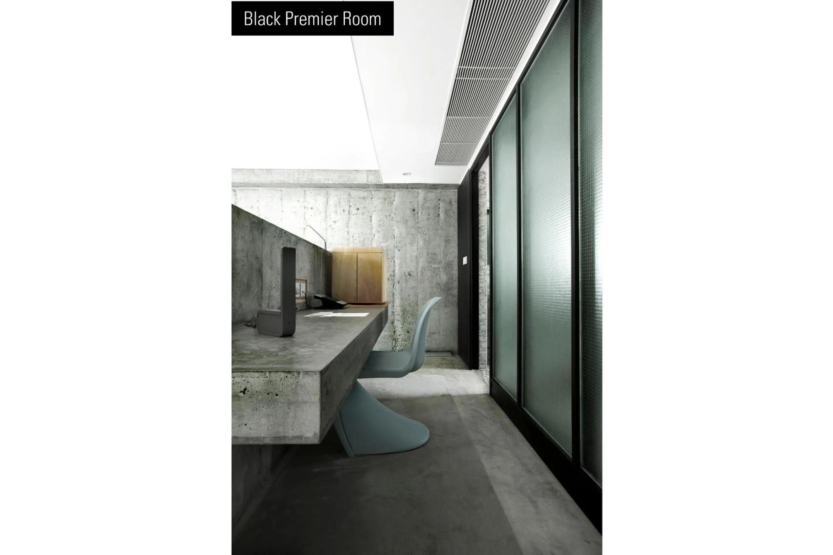 Seating area, Bed in TUVE Hotel