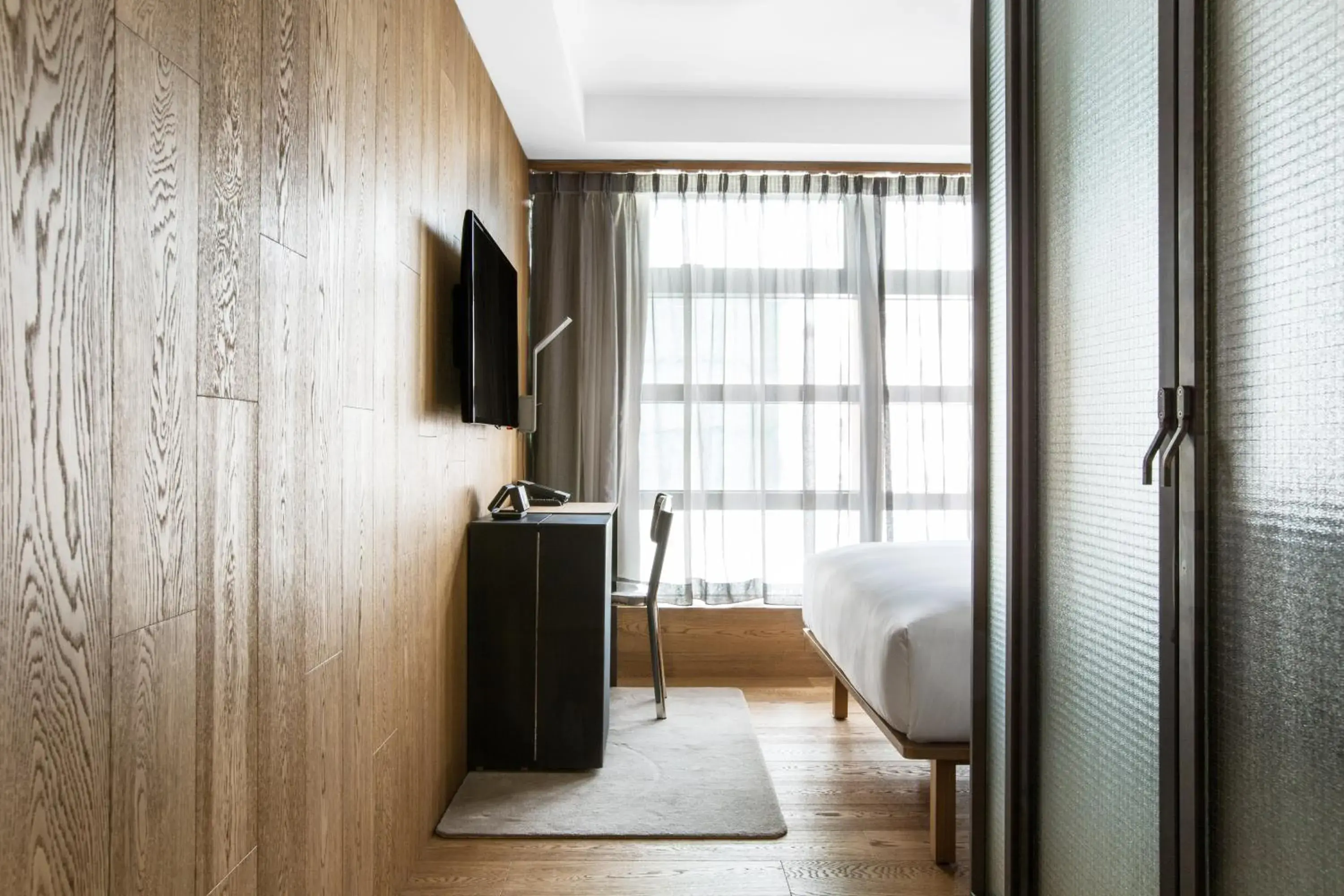 Comfort Queen Room in TUVE Hotel Comfort Queen Room in TUVE Hotel