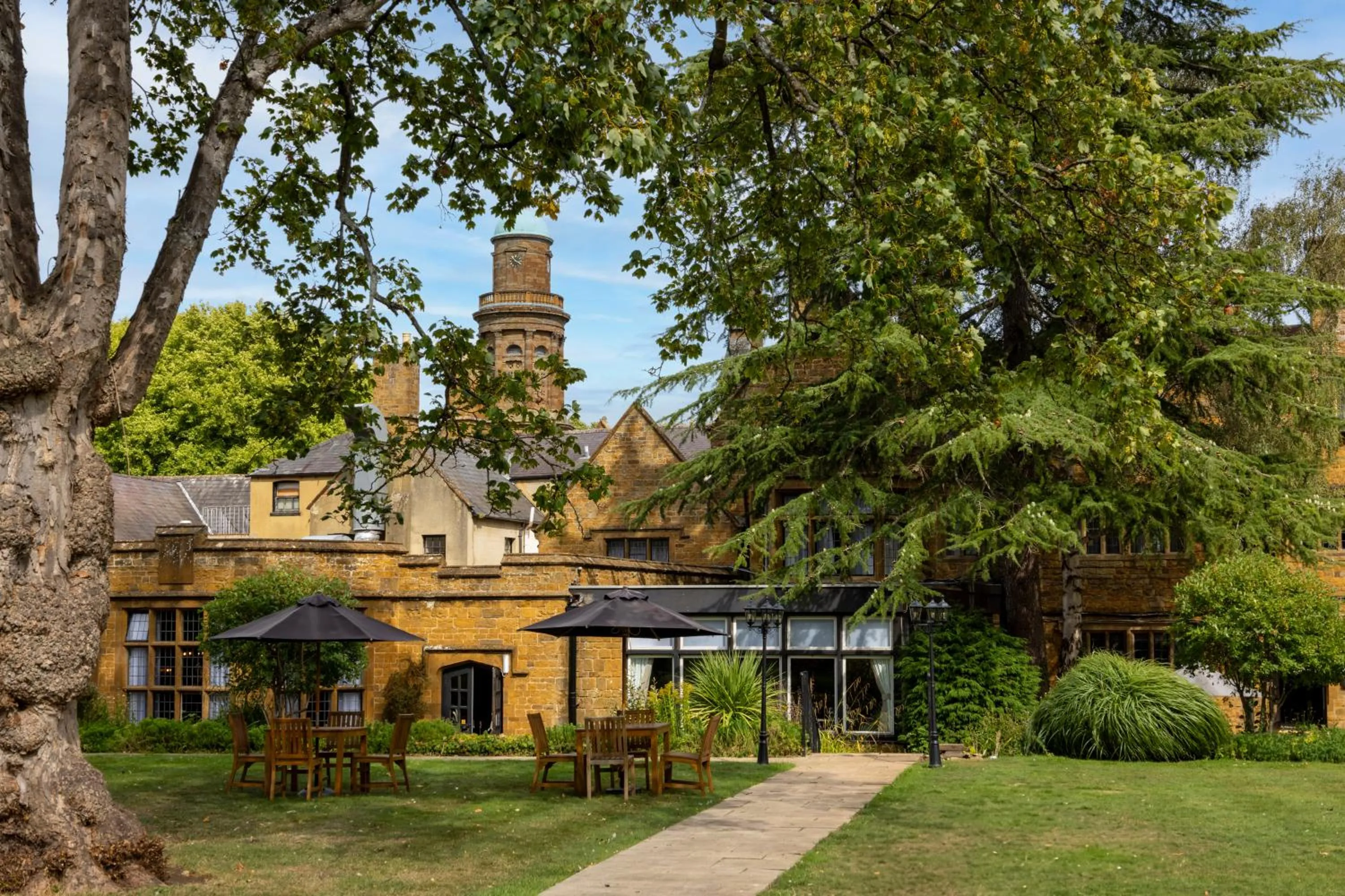 Garden in Whately Hall Hotel