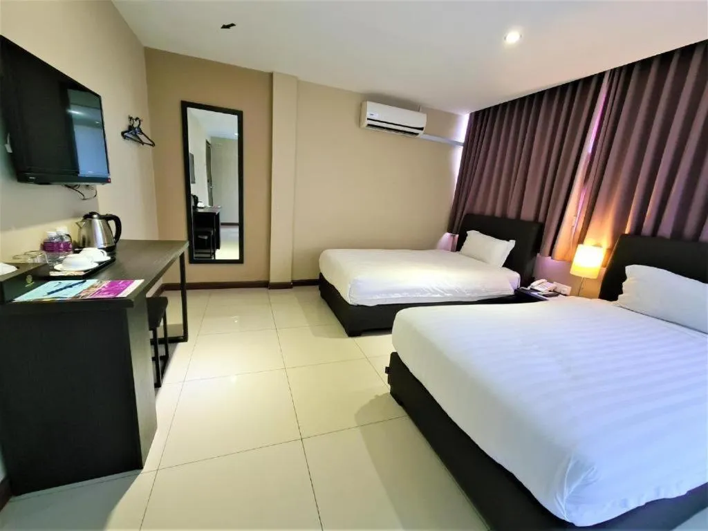 Bedroom, Bed in Merdeka Hotel Kluang