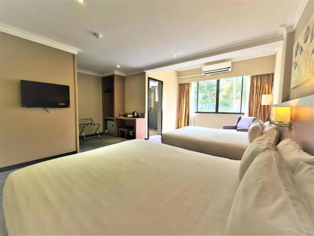 Bedroom, Bed in Merdeka Hotel Kluang