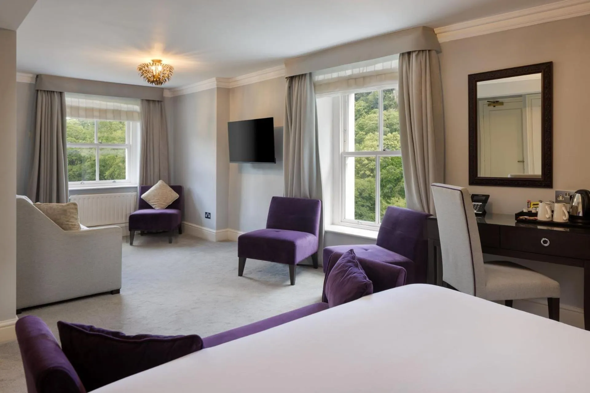 Living room, Bed in New Bath Hotel & Spa, a member of Radisson Individuals