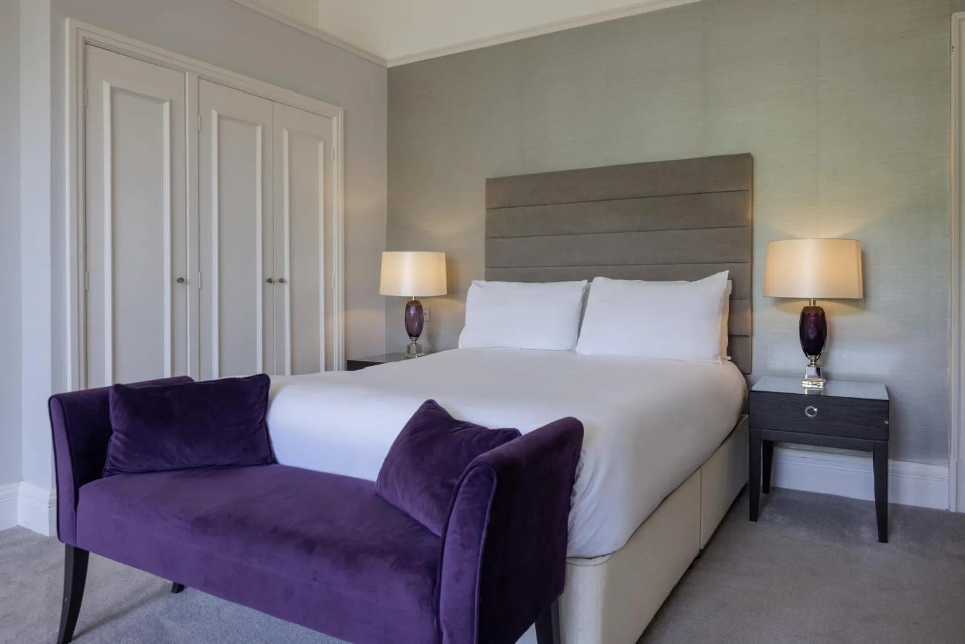 Bed in New Bath Hotel & Spa, a member of Radisson Individuals