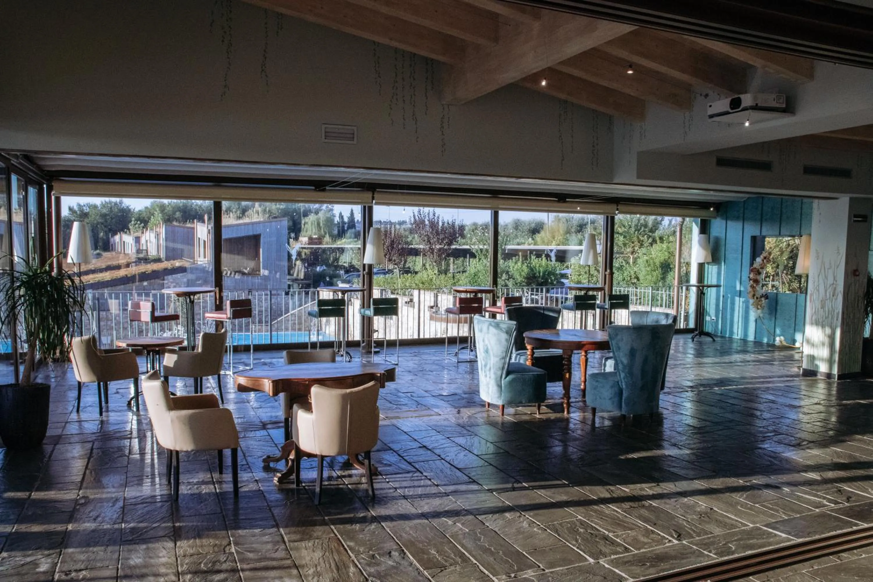 Lounge or bar in Le Ali Del Frassino